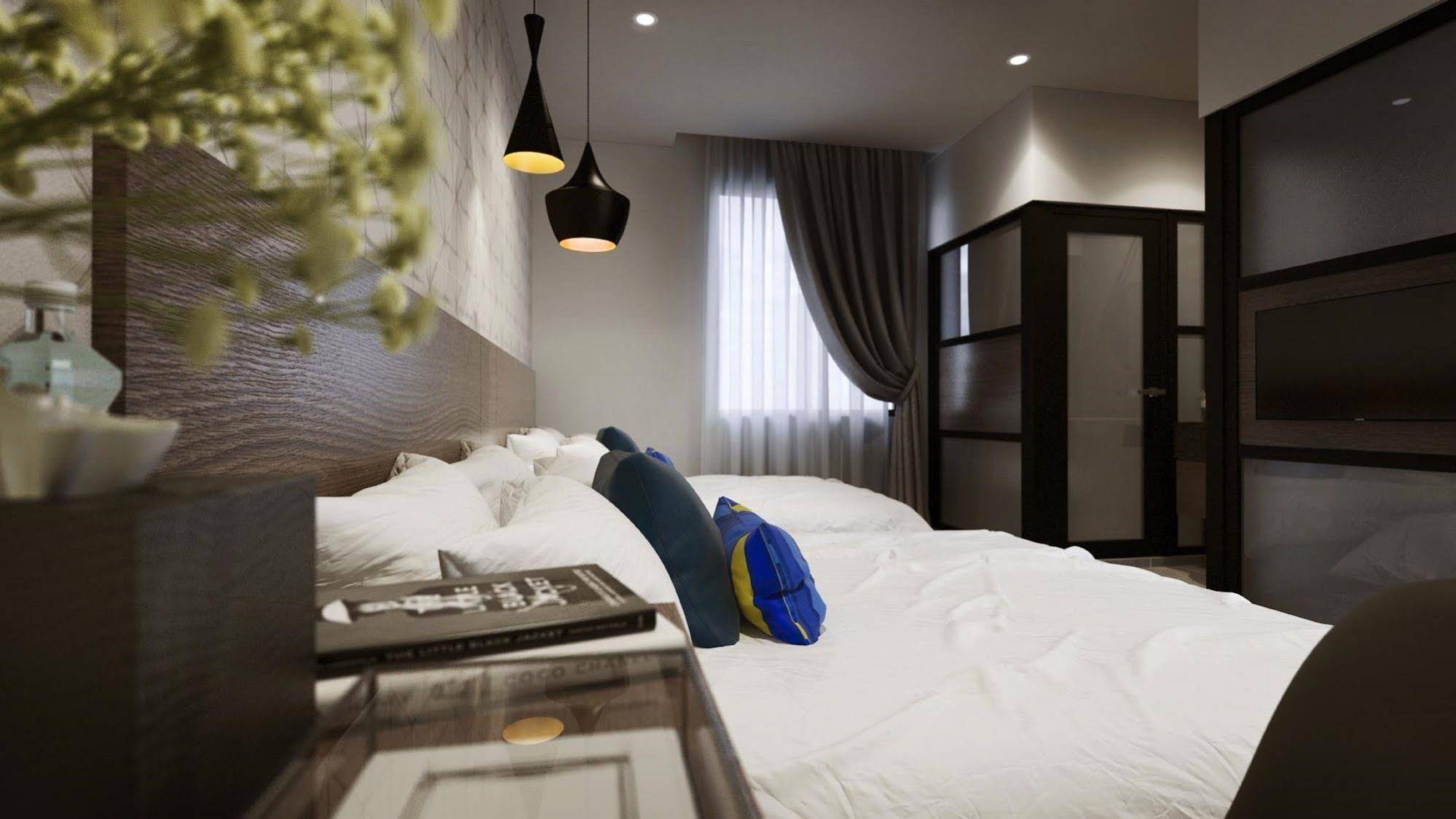 The Square Hotel