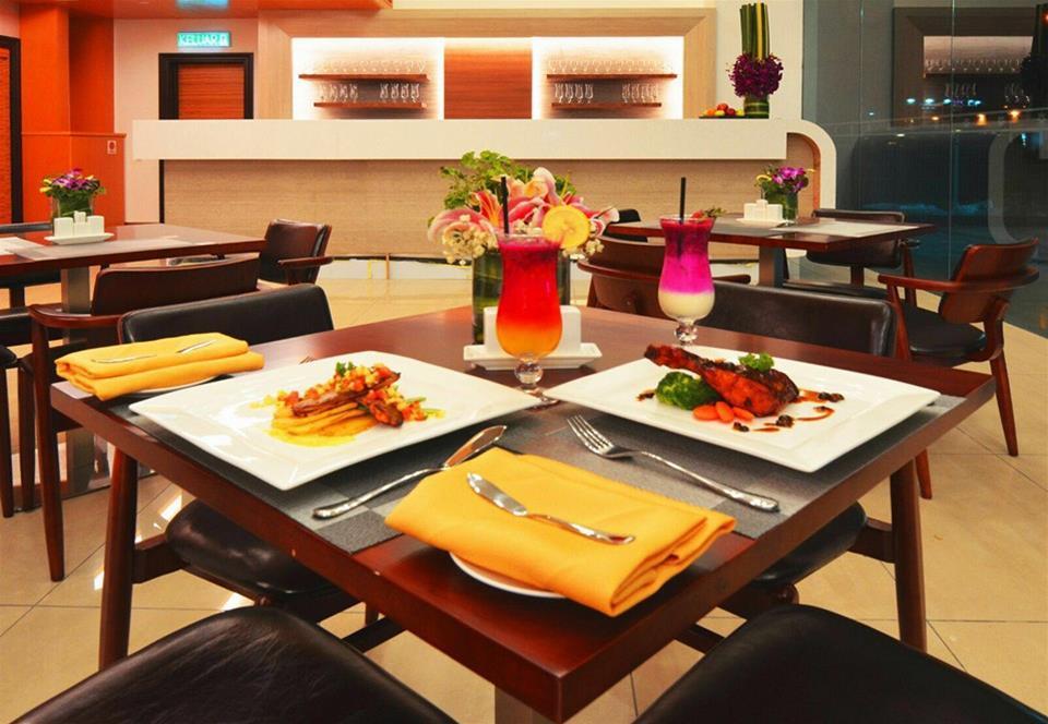 V8 Hotel