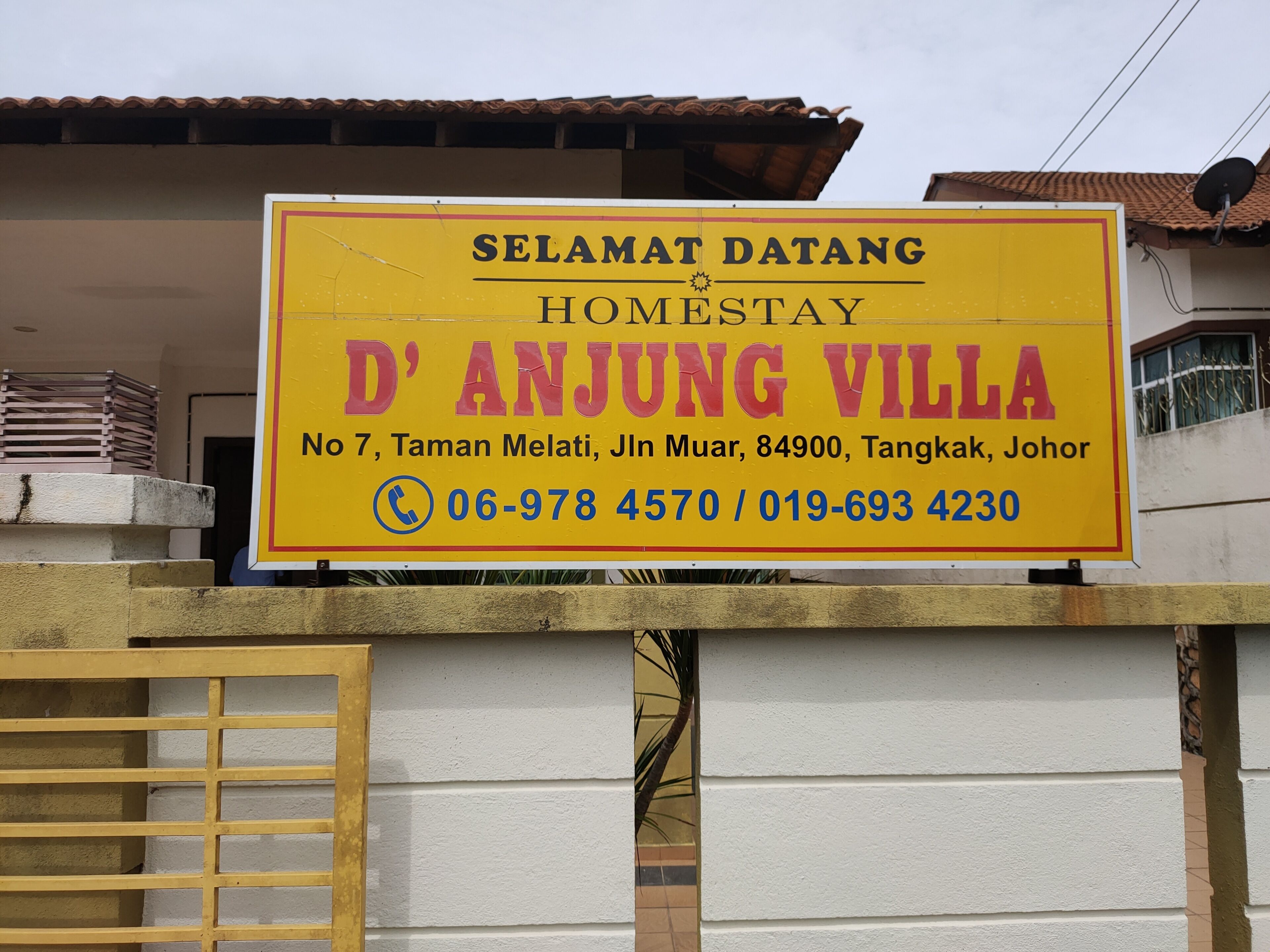 D'Anjung Villa by OYO Rooms