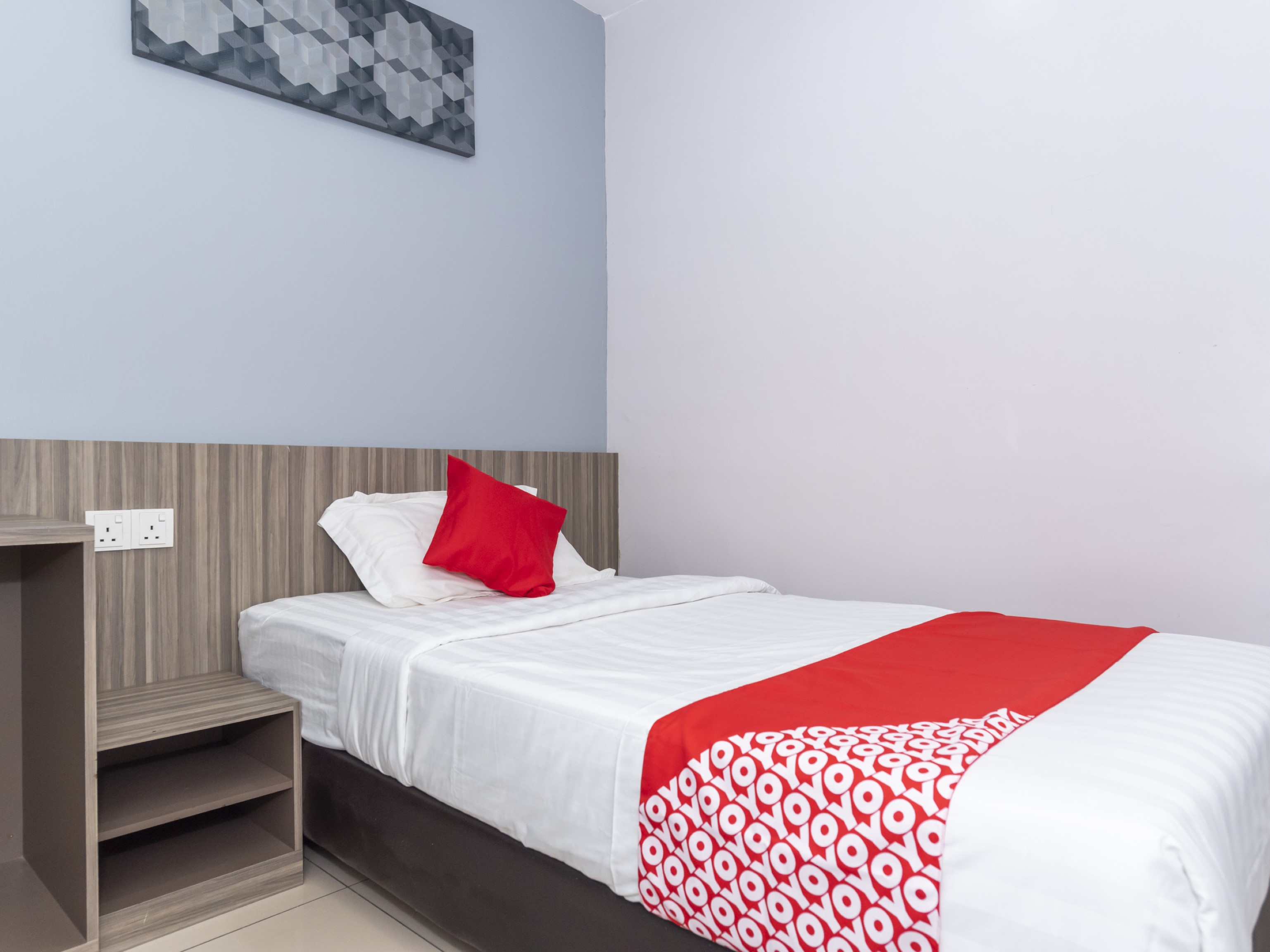 Mk Paradise Hotel by OYO Rooms