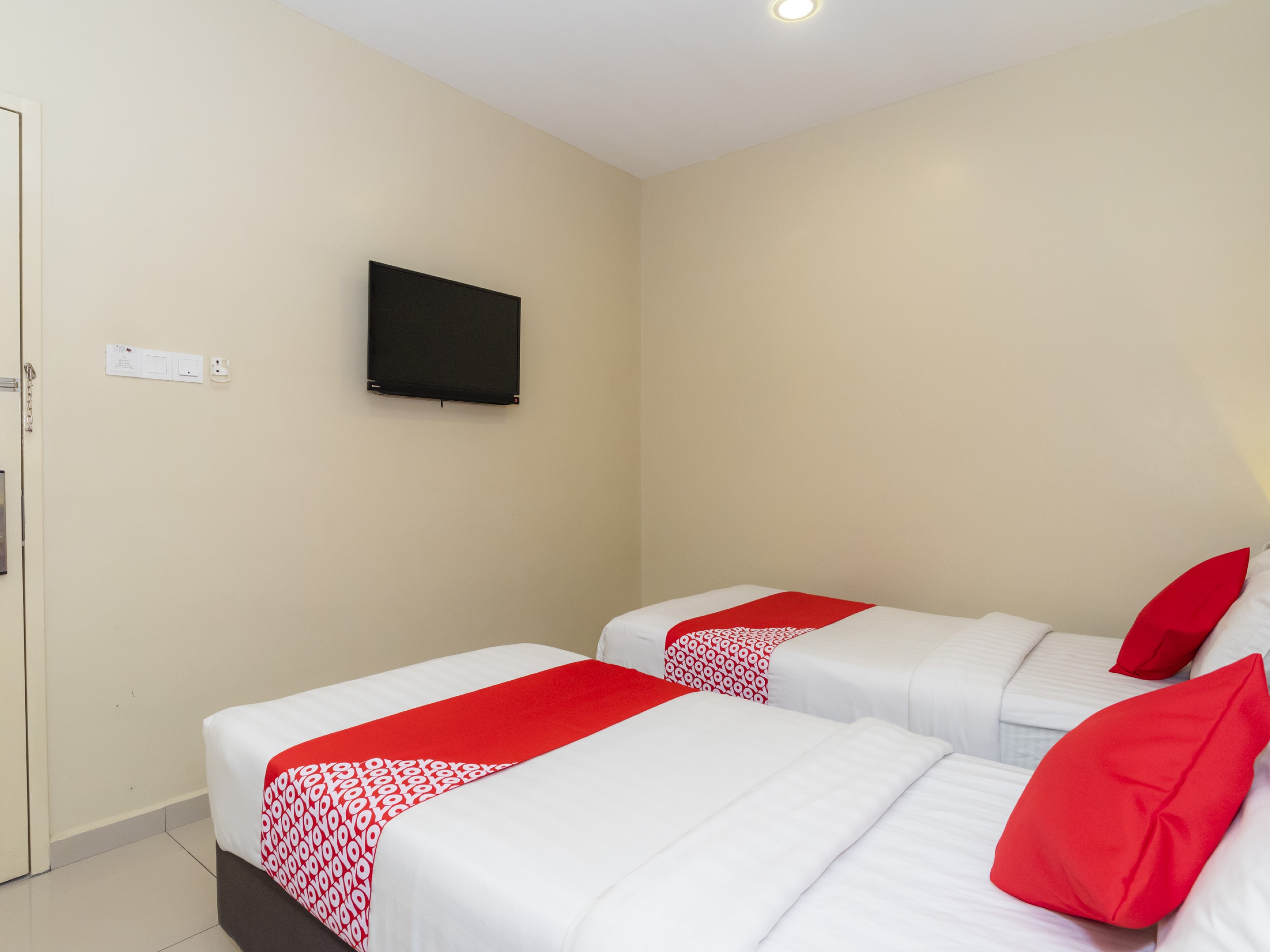 Mk Paradise Hotel by OYO Rooms