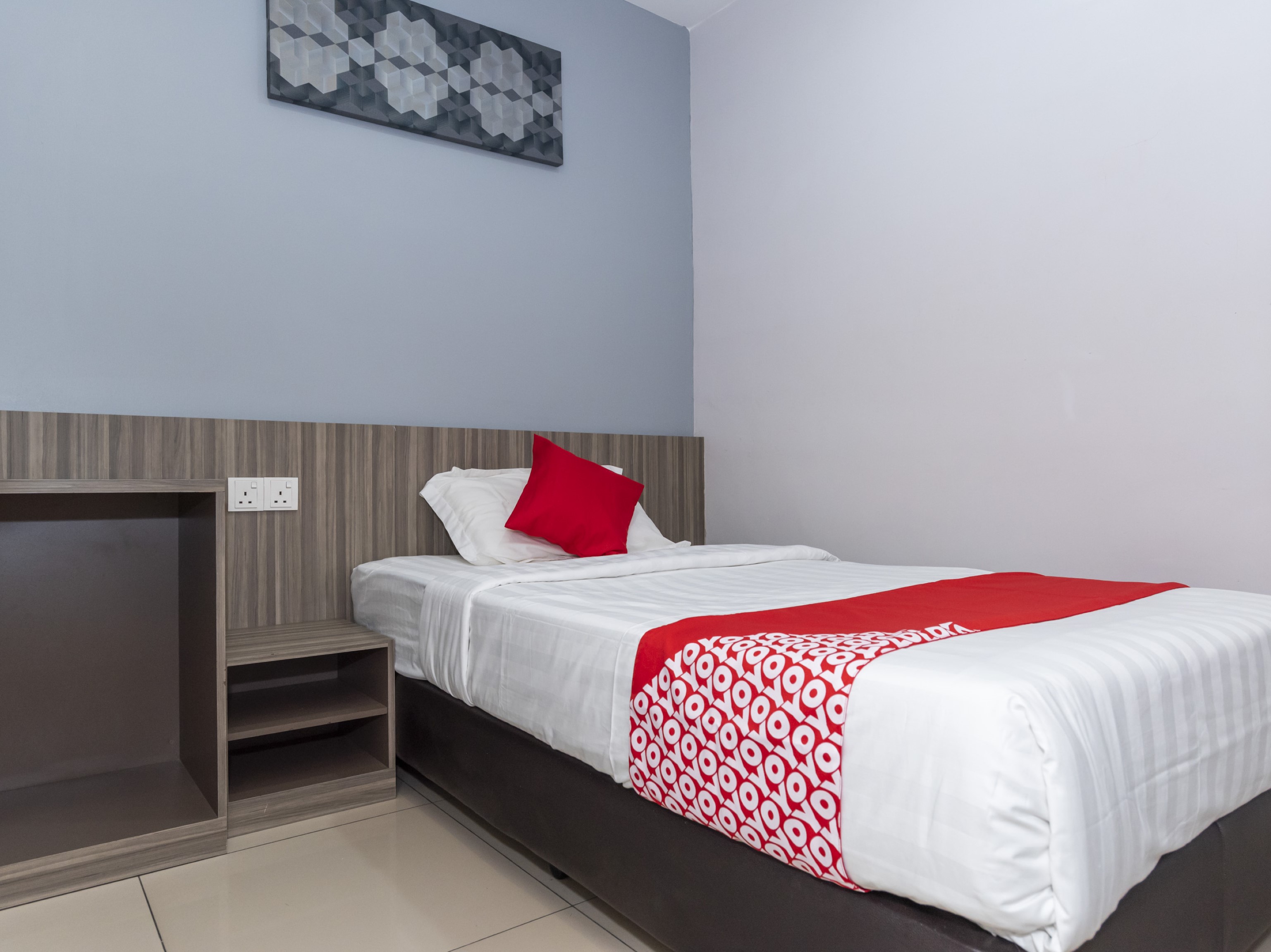 Mk Paradise Hotel by OYO Rooms