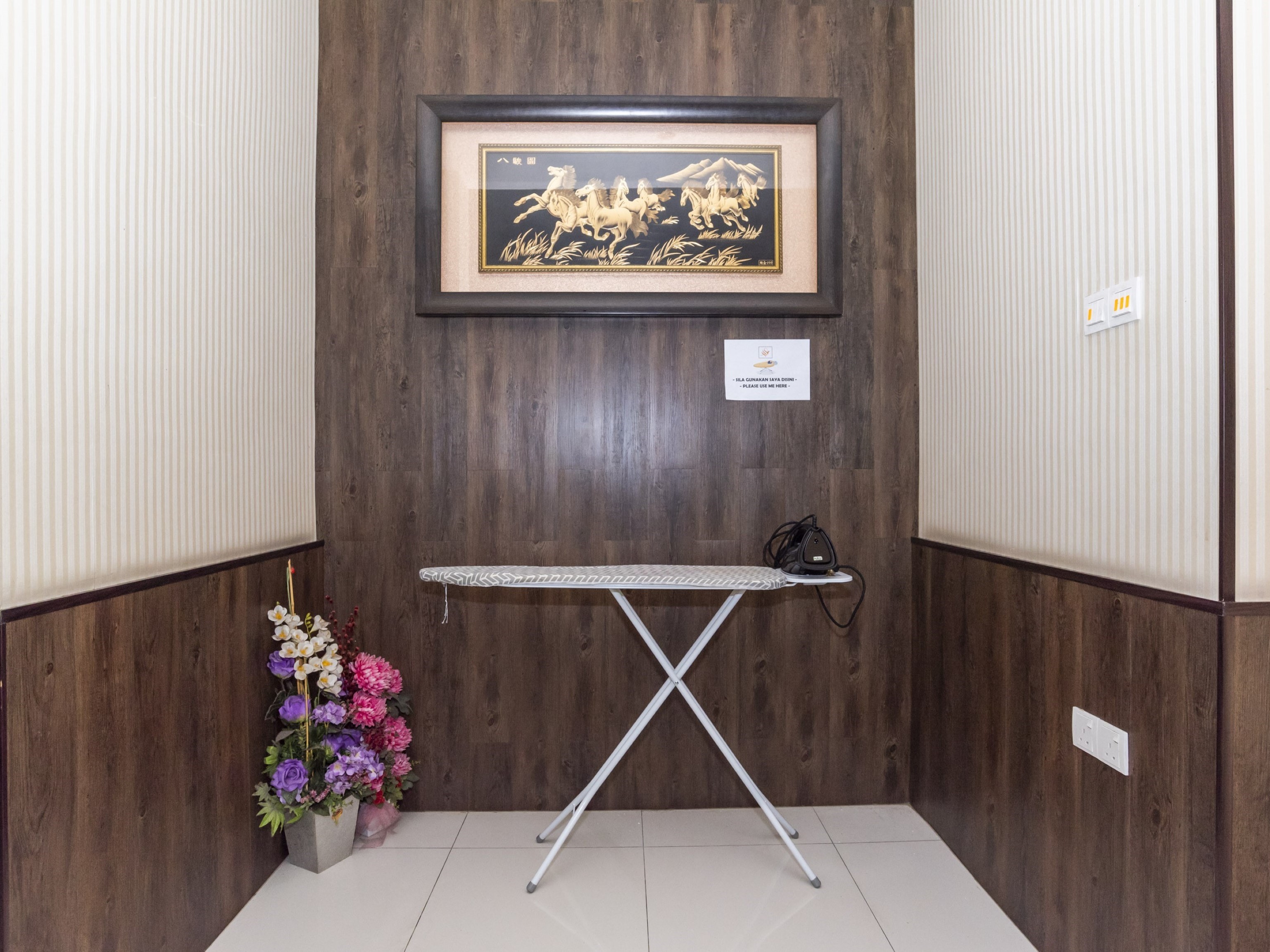 Mk Paradise Hotel by OYO Rooms