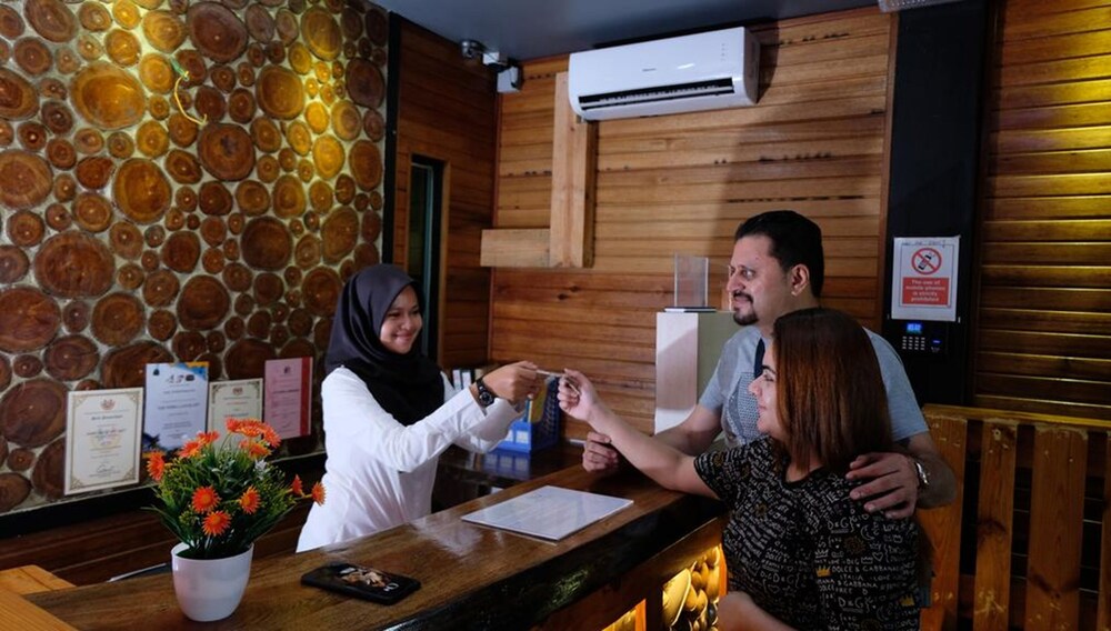 Green Town Hotel & Resort