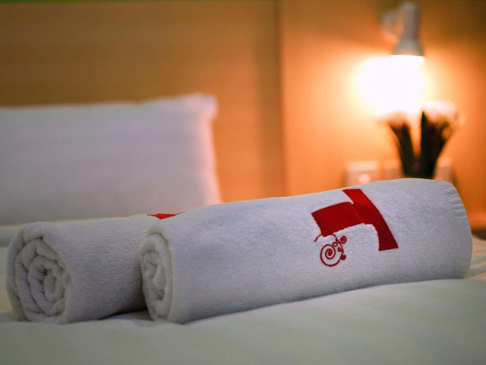 T Hotel Tandop