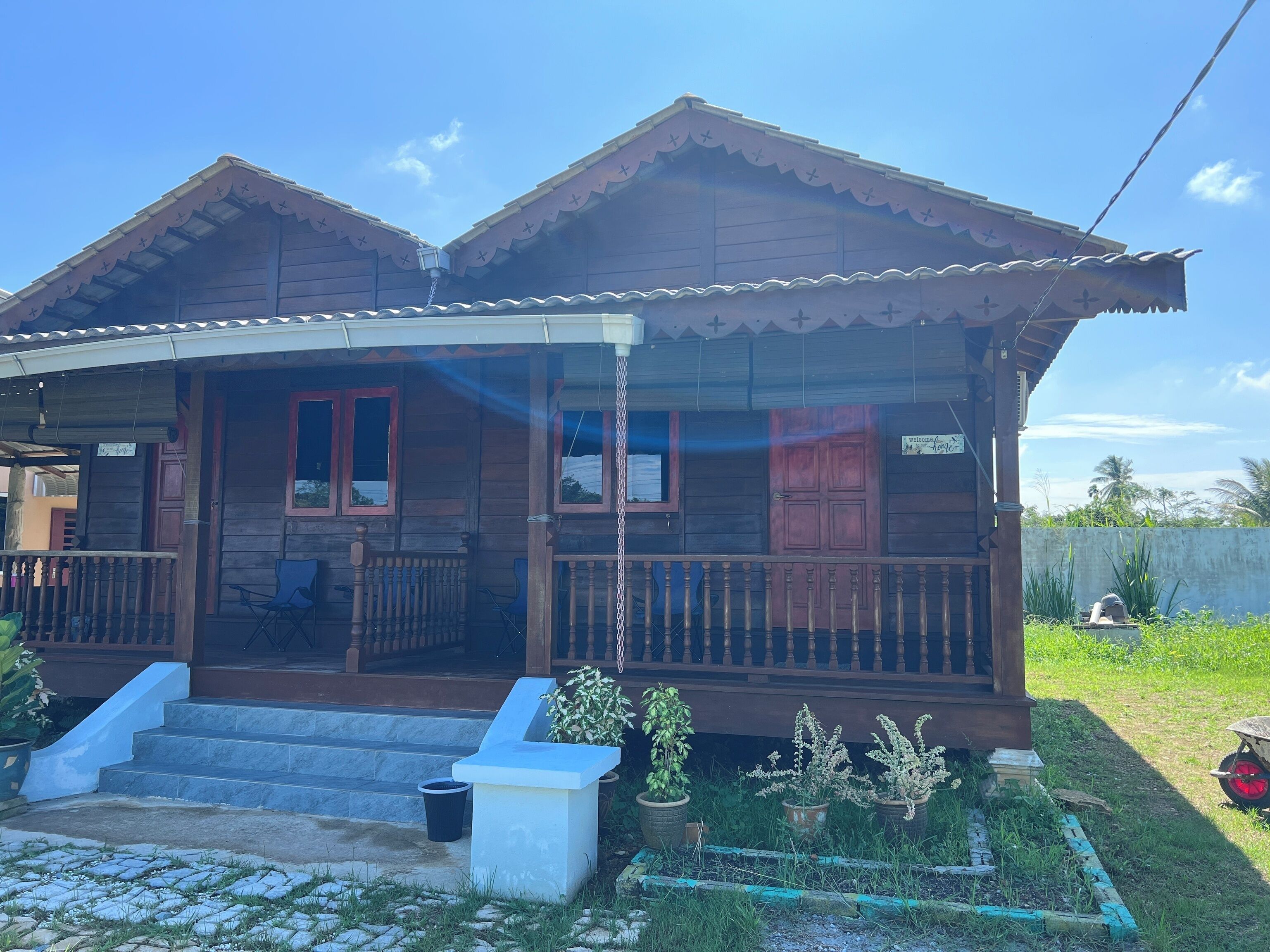 OYO 91014 Sri Ayu Inn