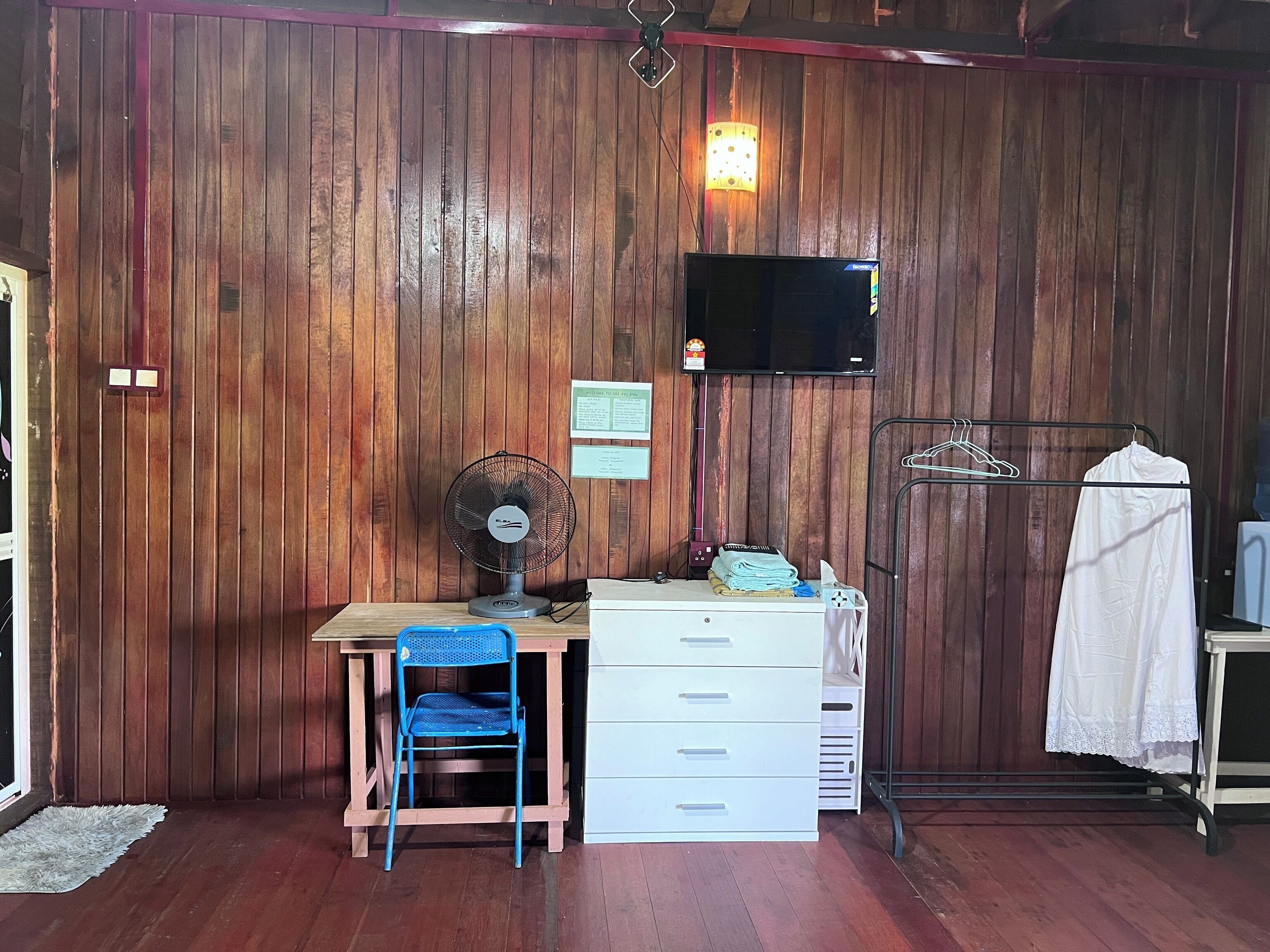 OYO 91014 Sri Ayu Inn