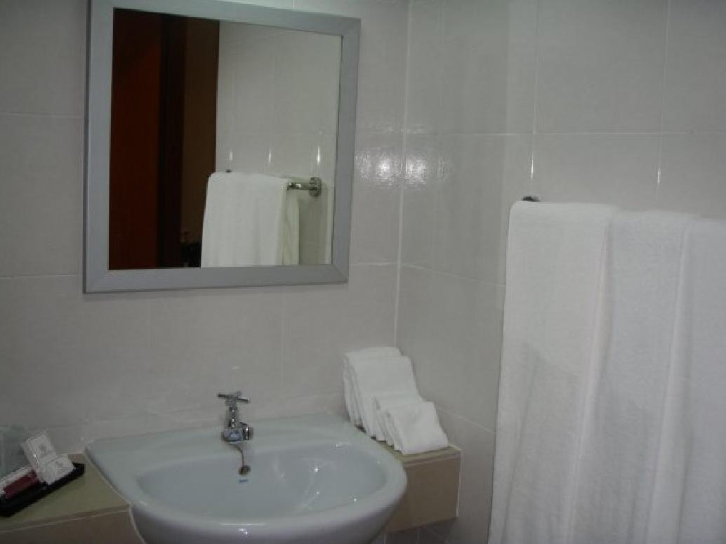 Capital O 89658 Bustani Hotel
