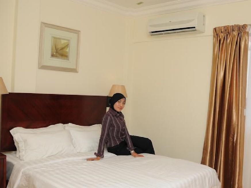 Capital O 89658 Bustani Hotel
