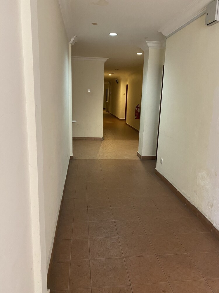 Capital O 89658 Bustani Hotel