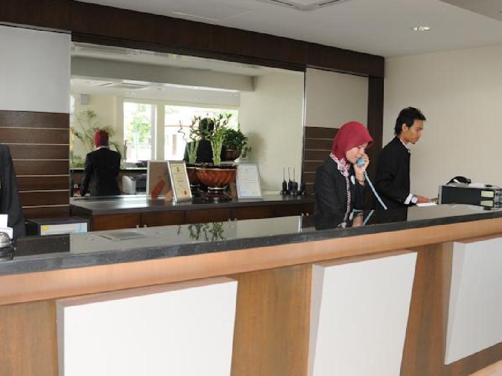Capital O 89658 Bustani Hotel