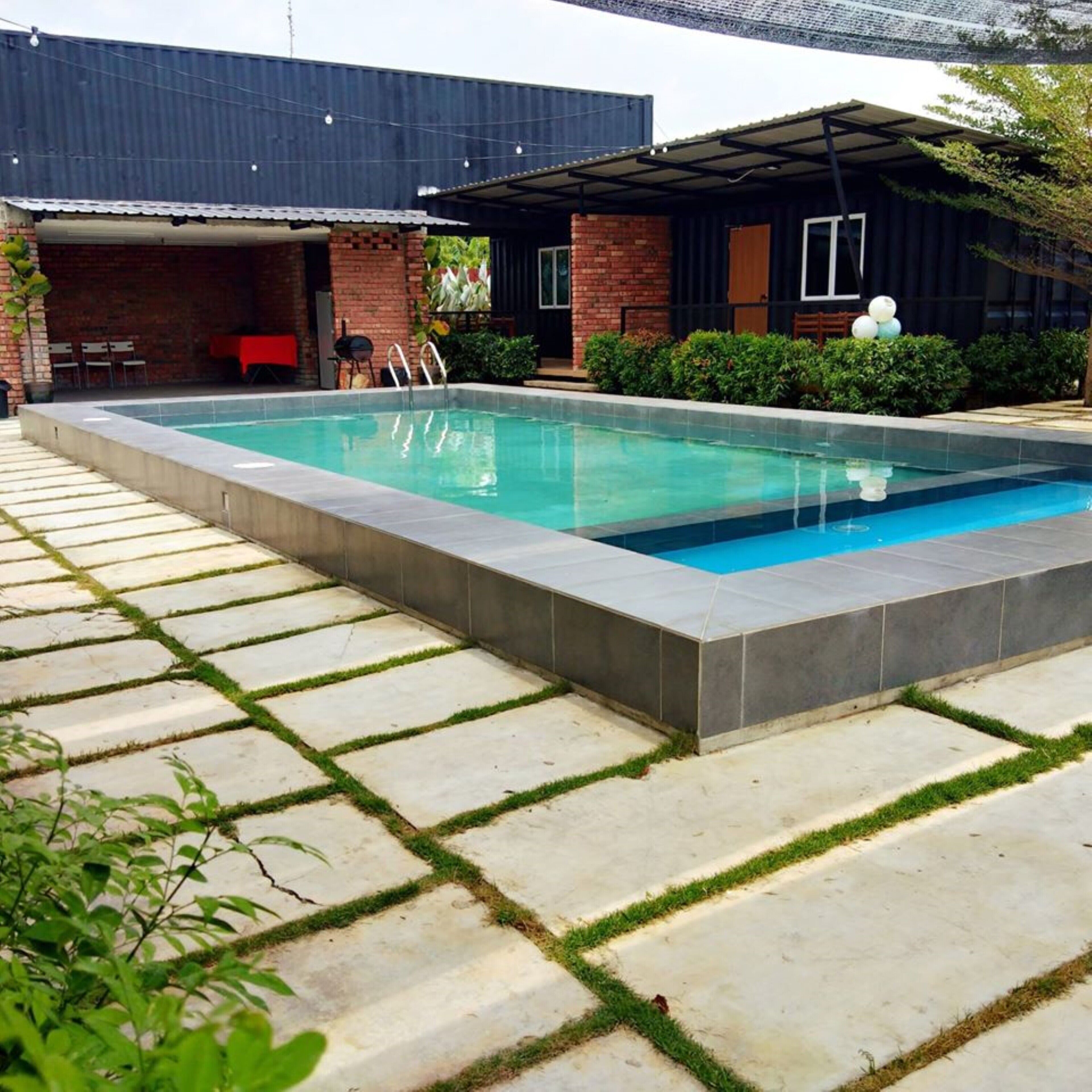 Petak Padin Cottage by The Pool