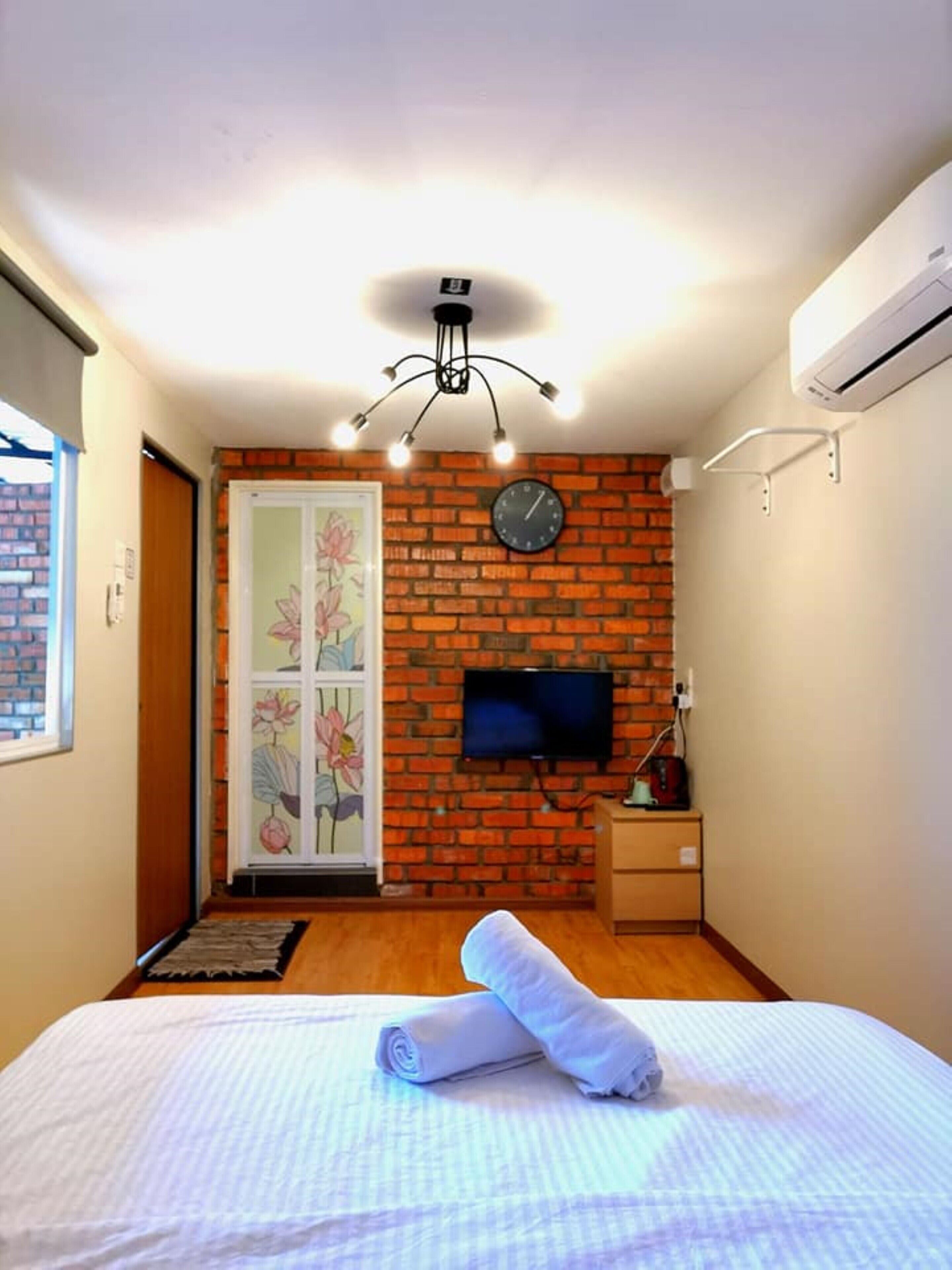 Petak Padin Cottage by The Pool