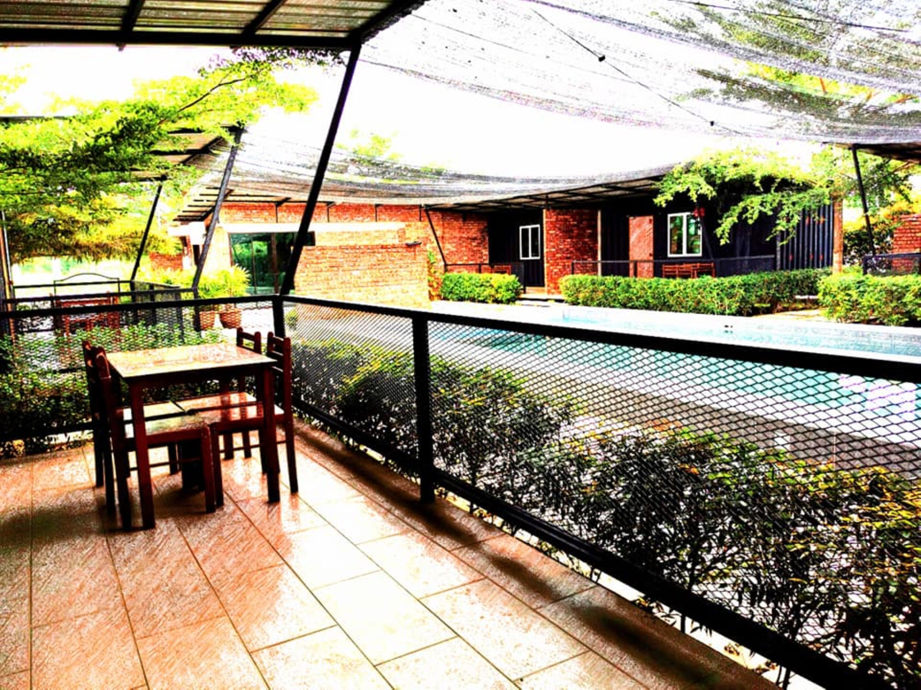 Petak Padin Cottage by The Pool