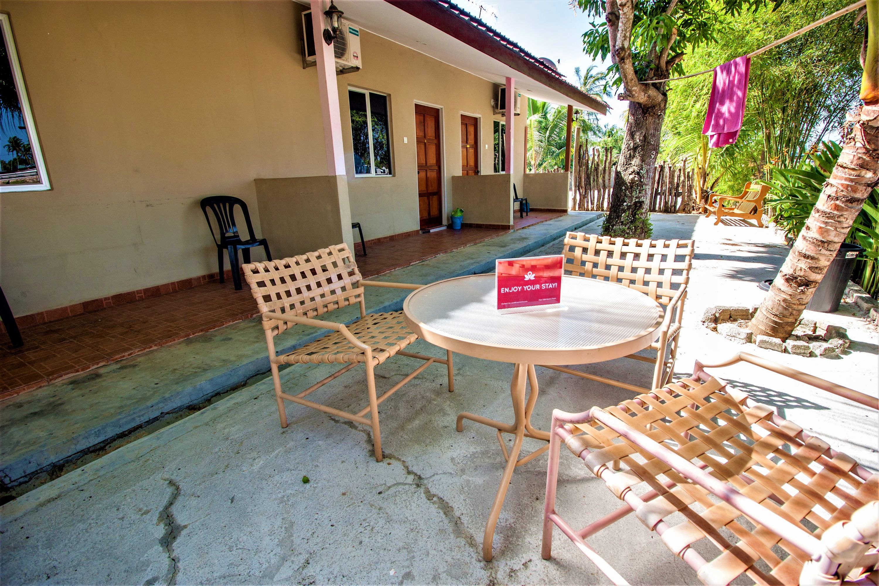 Anies Village Motel by ZEN Rooms