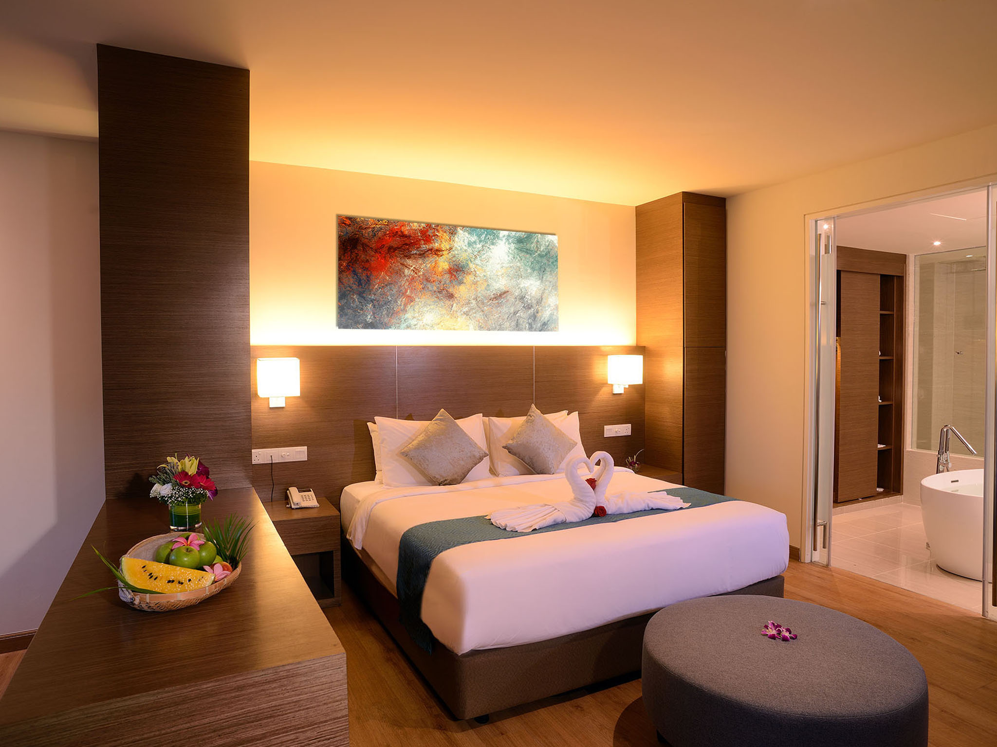 Bella Vista Waterfront Resort & Spa