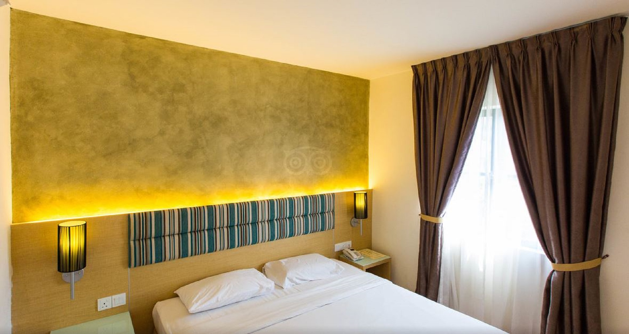 Bella Vista Waterfront Resort & Spa