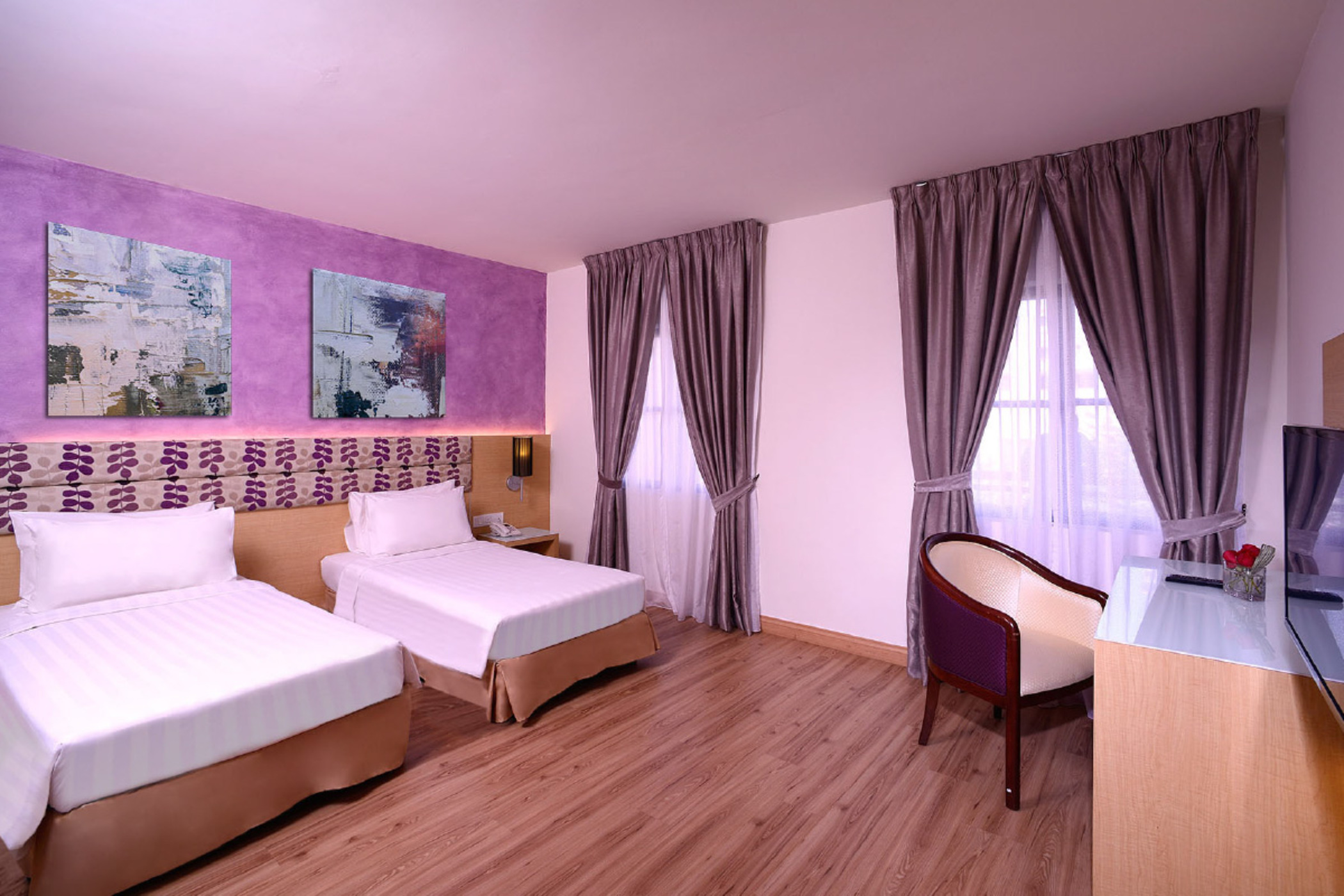 Bella Vista Waterfront Resort & Spa