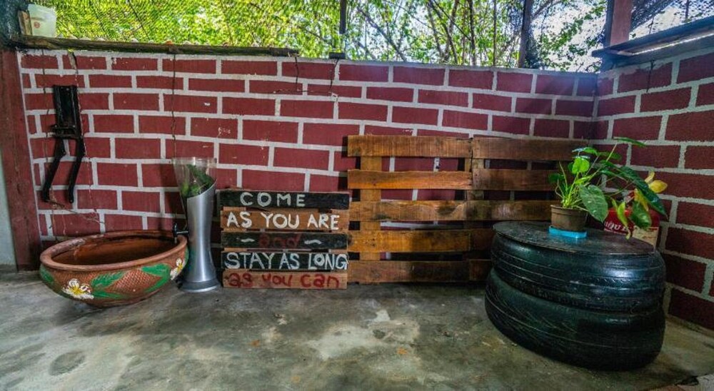 Bobi's Cafe Backpackers Hostel