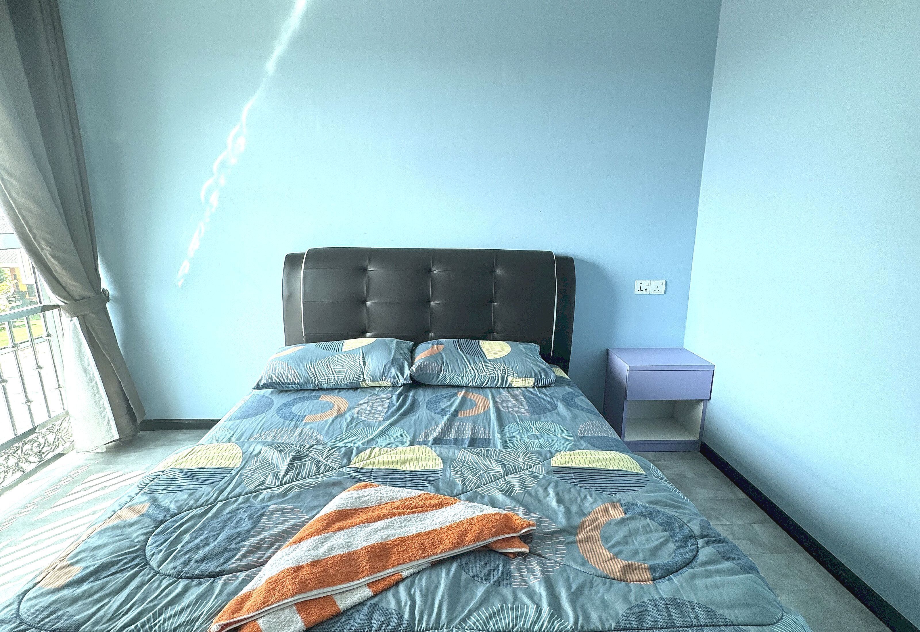 Capital O 90949 Pelangi Beach Resort Mersing