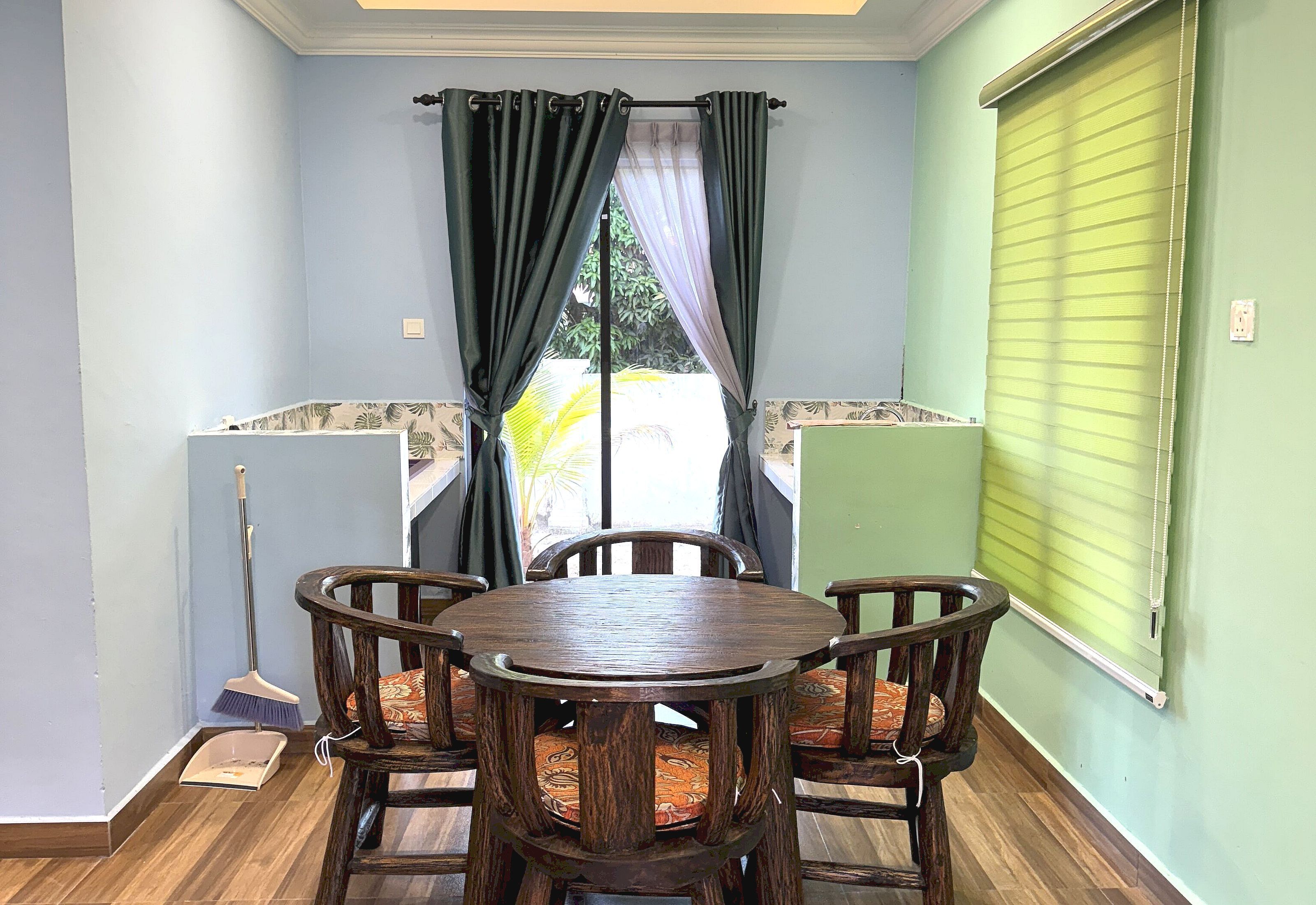 Capital O 90949 Pelangi Beach Resort Mersing