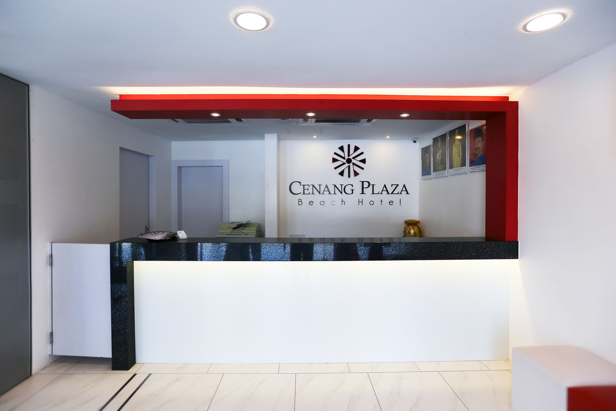 Cenang Plaza Beach Hotel