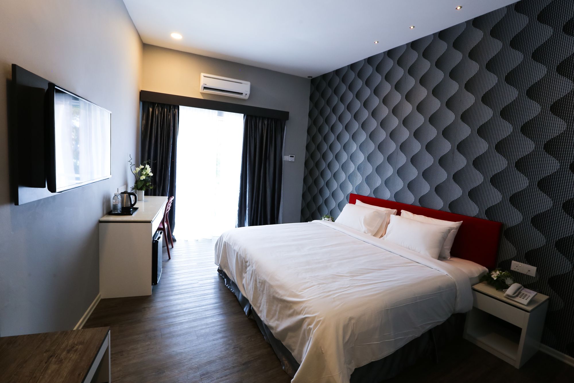 Cenang Plaza Beach Hotel