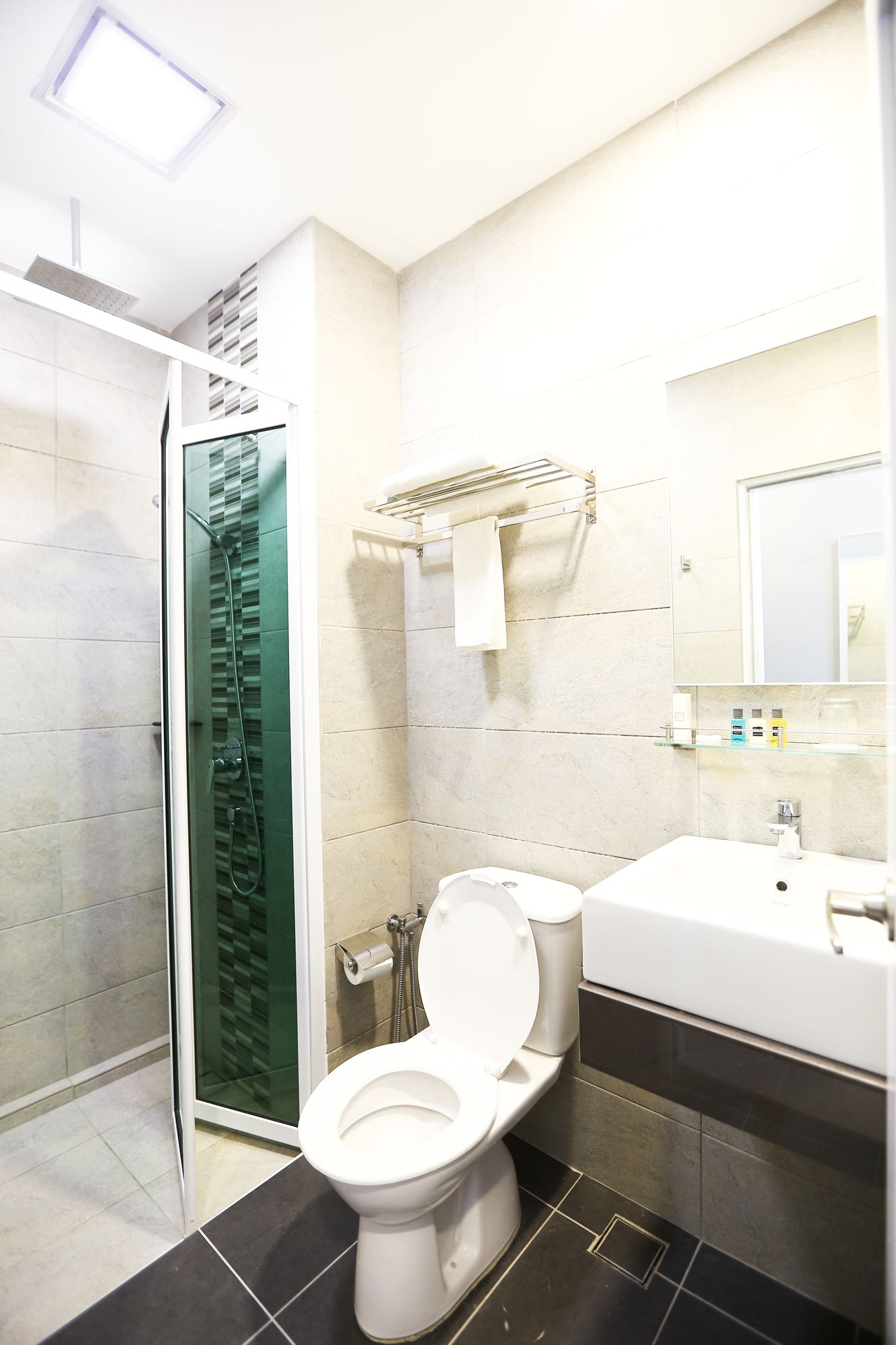 Cenang Plaza Beach Hotel