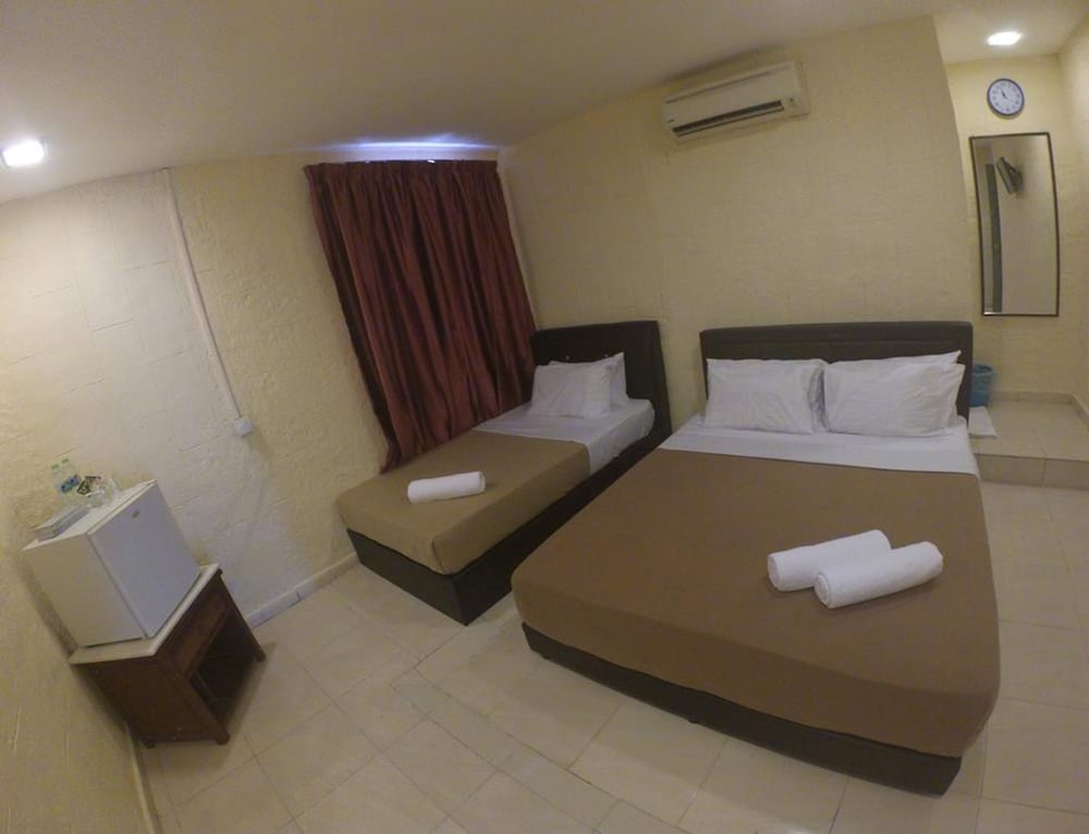 Green Town Hotel & Resort Kuah