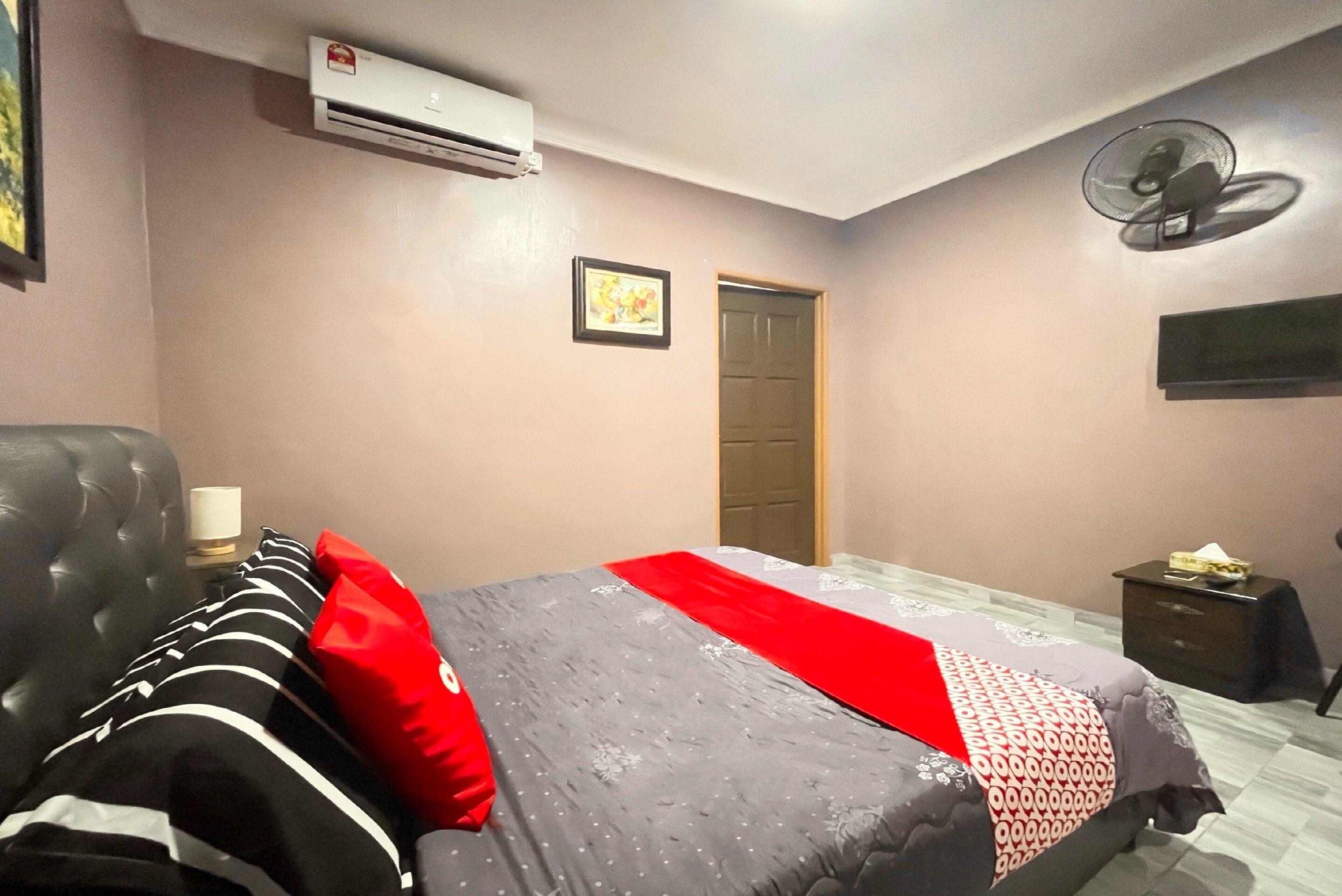 Inspire Rooms by Oyo Rooms