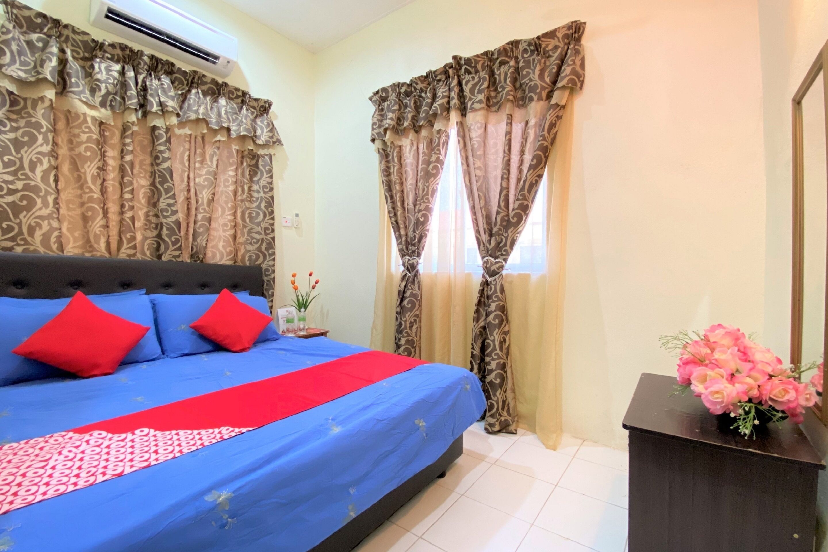 Kbkb Homelystay by Oyo Rooms