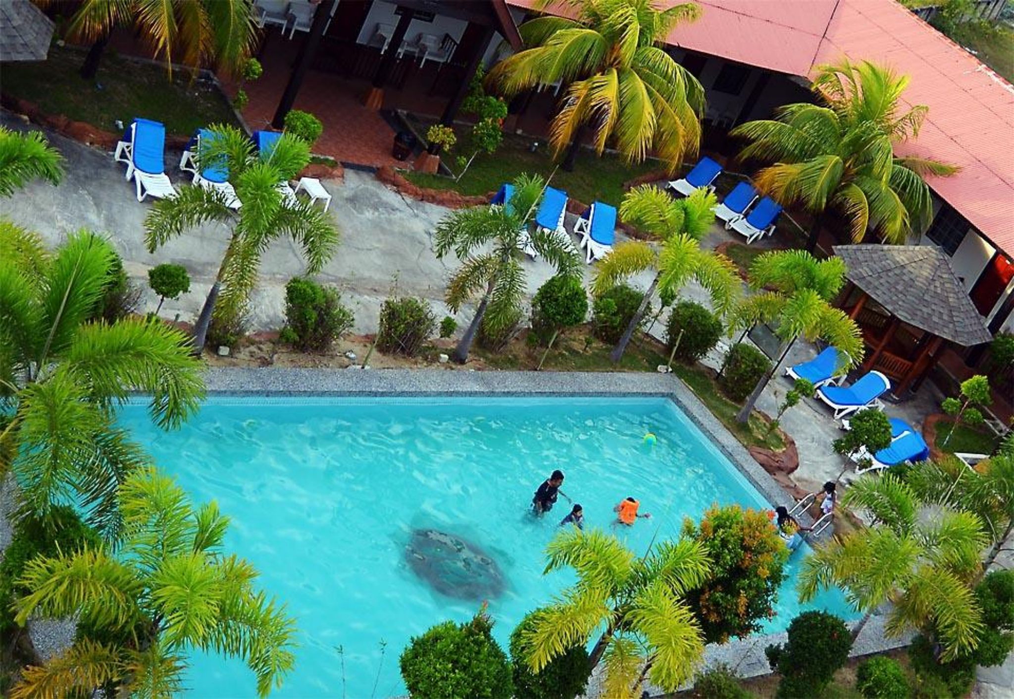 Landcons Resort