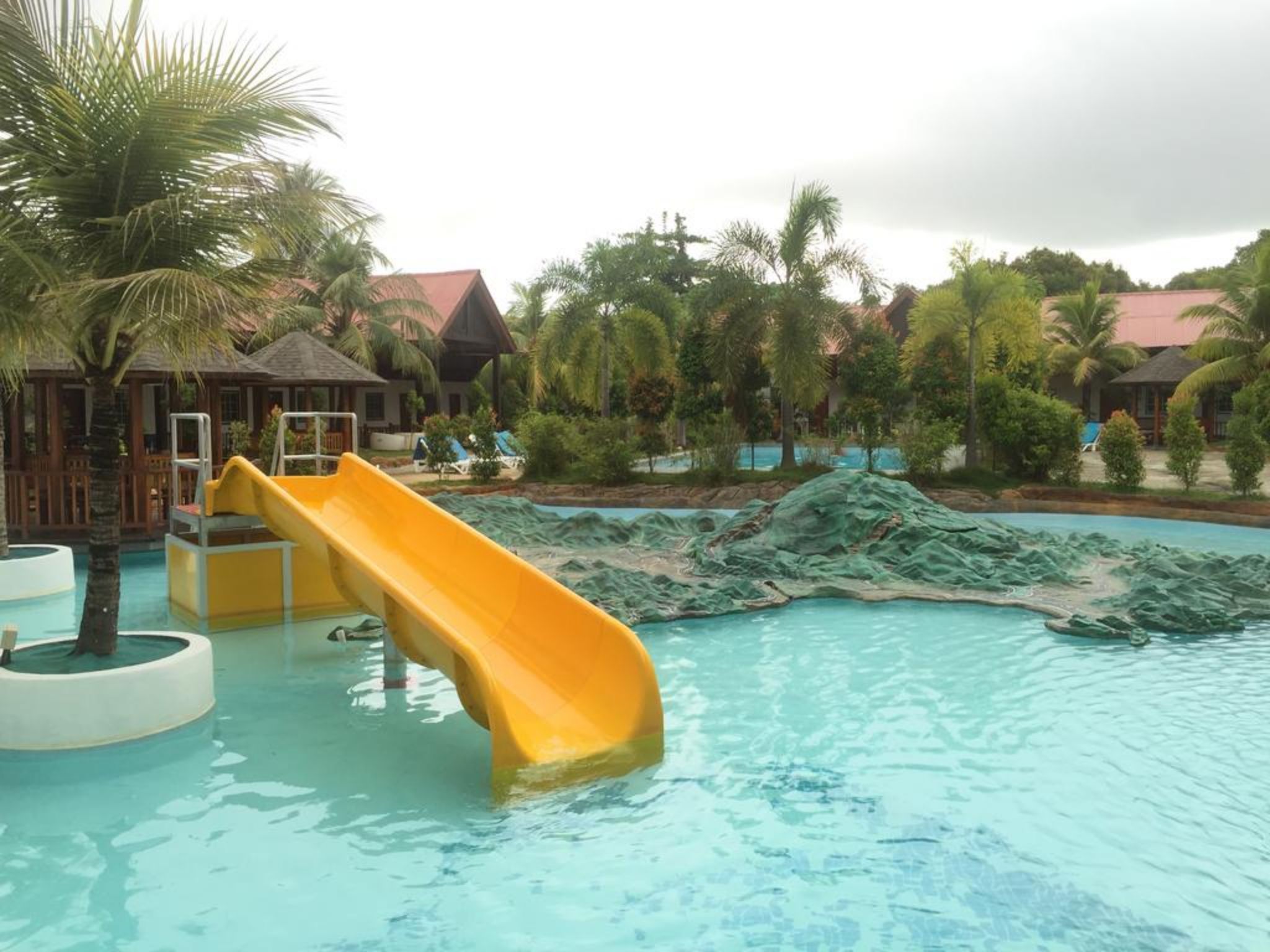 Landcons Resort