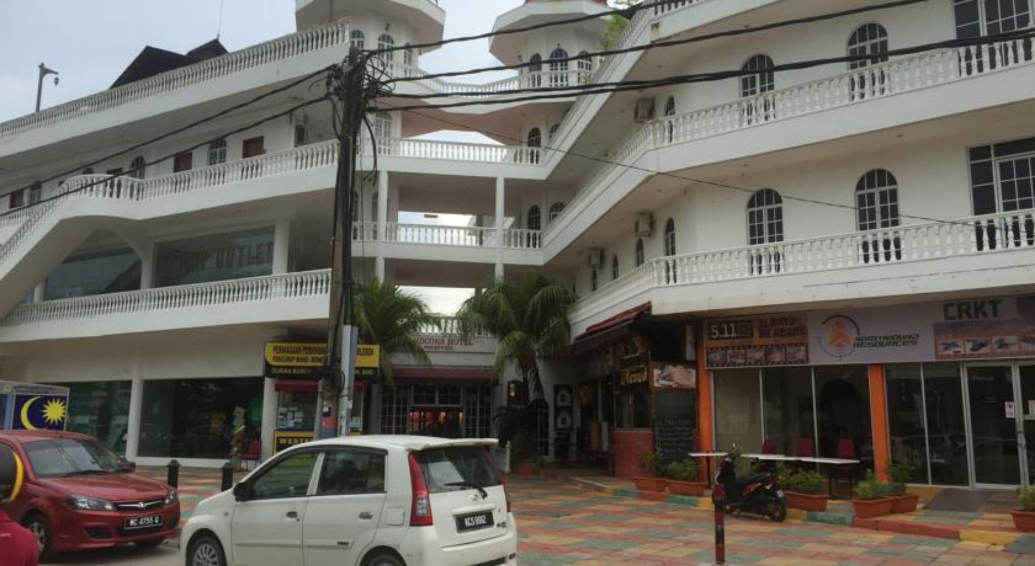 Landcons Resort