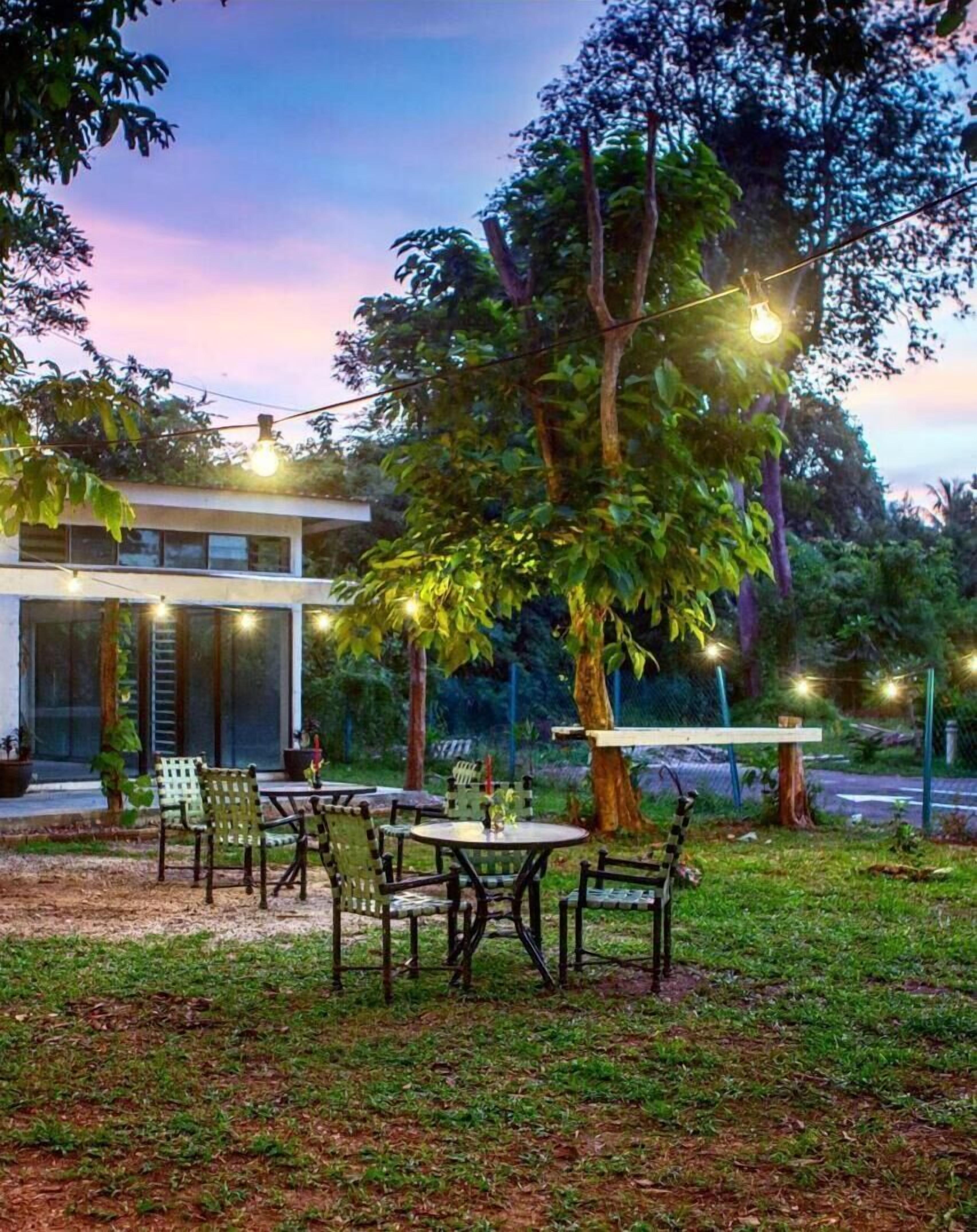 Rouhi Retreats By Doulos