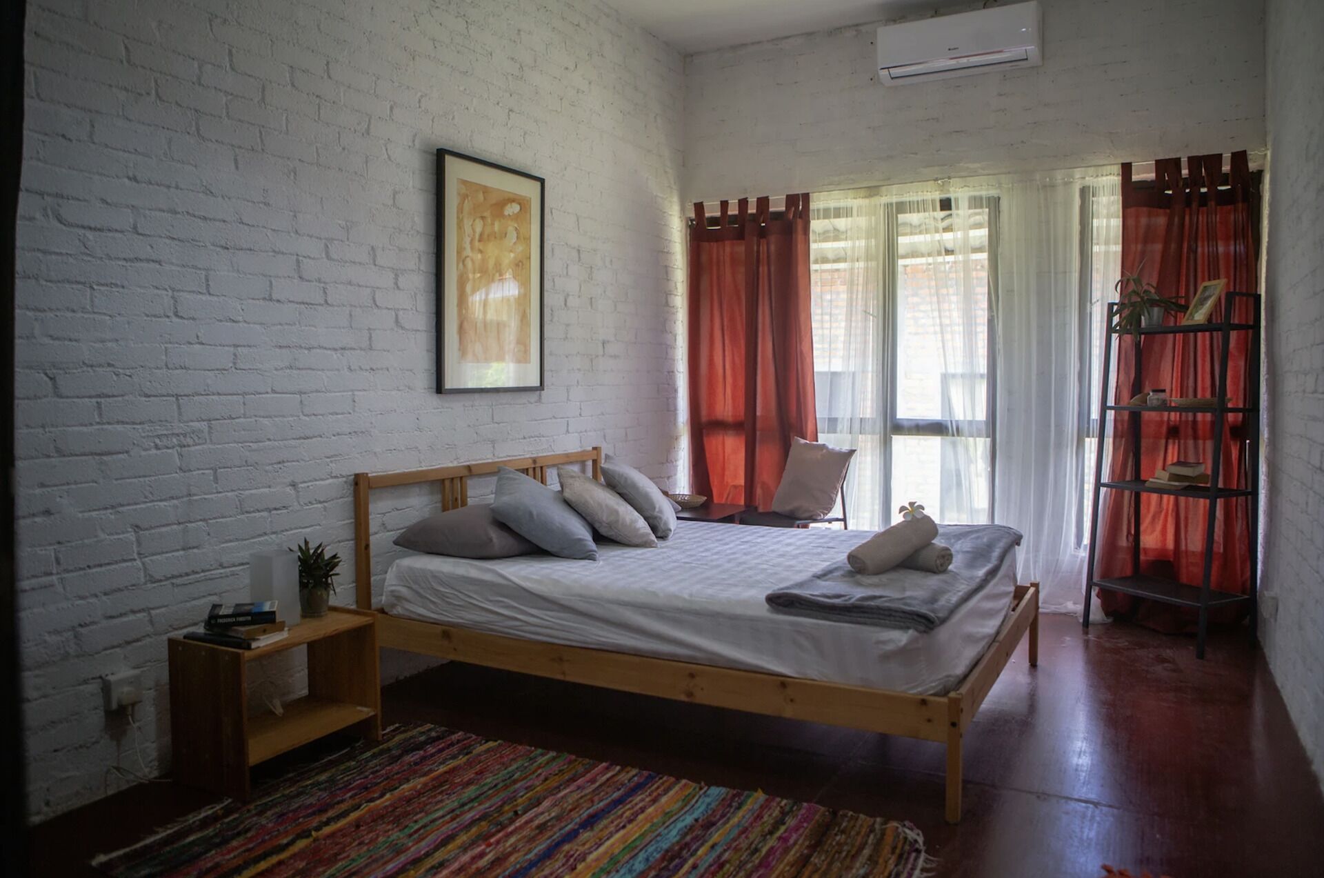 Rouhi Retreats By Doulos