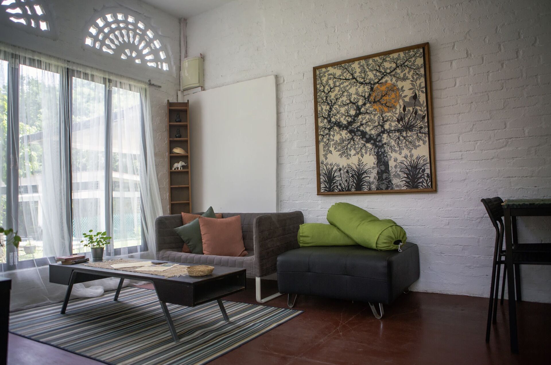 Rouhi Retreats By Doulos