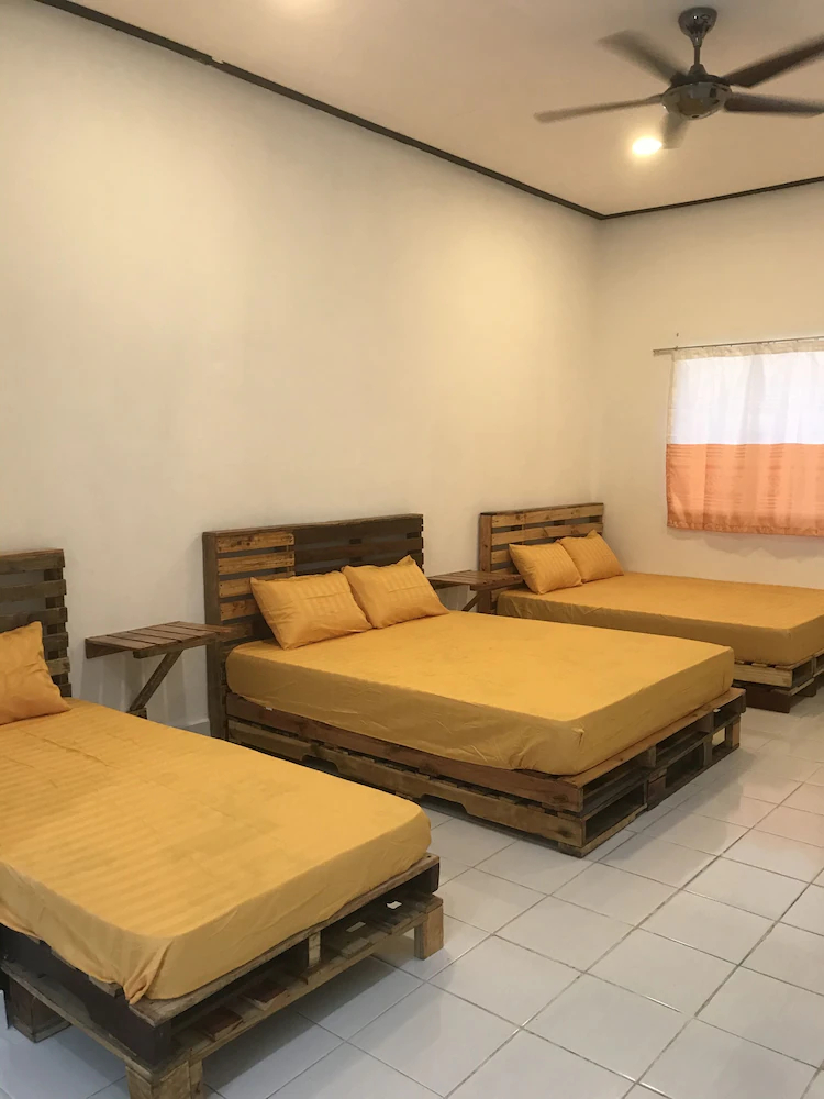 Ru-Jia Hotel