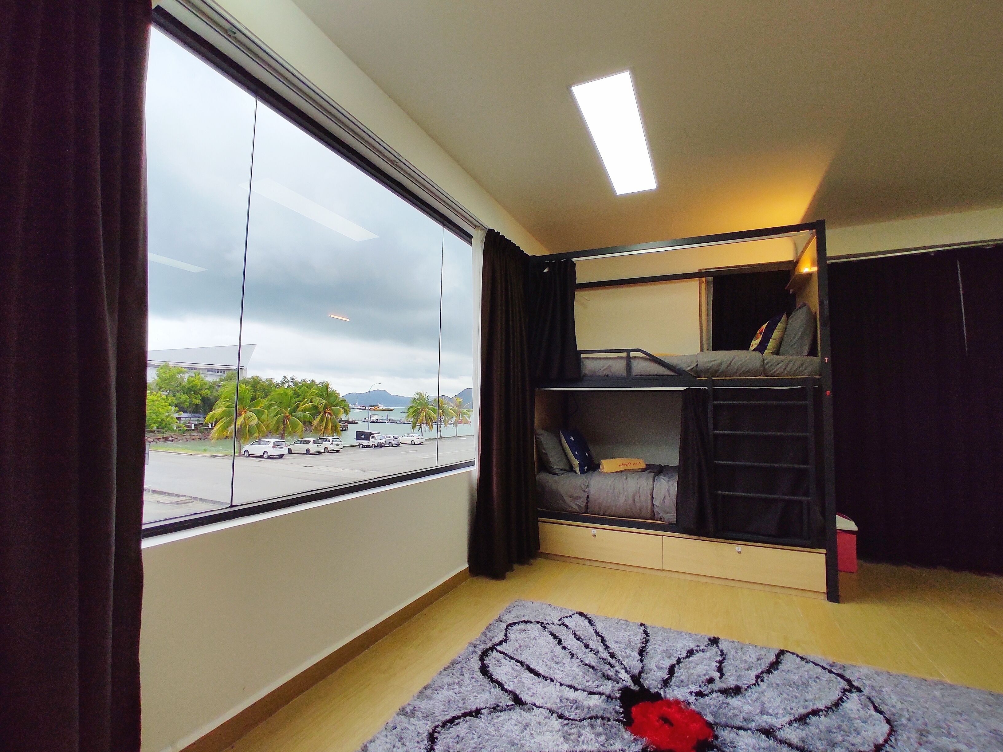 Shell Out Beach Club Suite - Hostel
