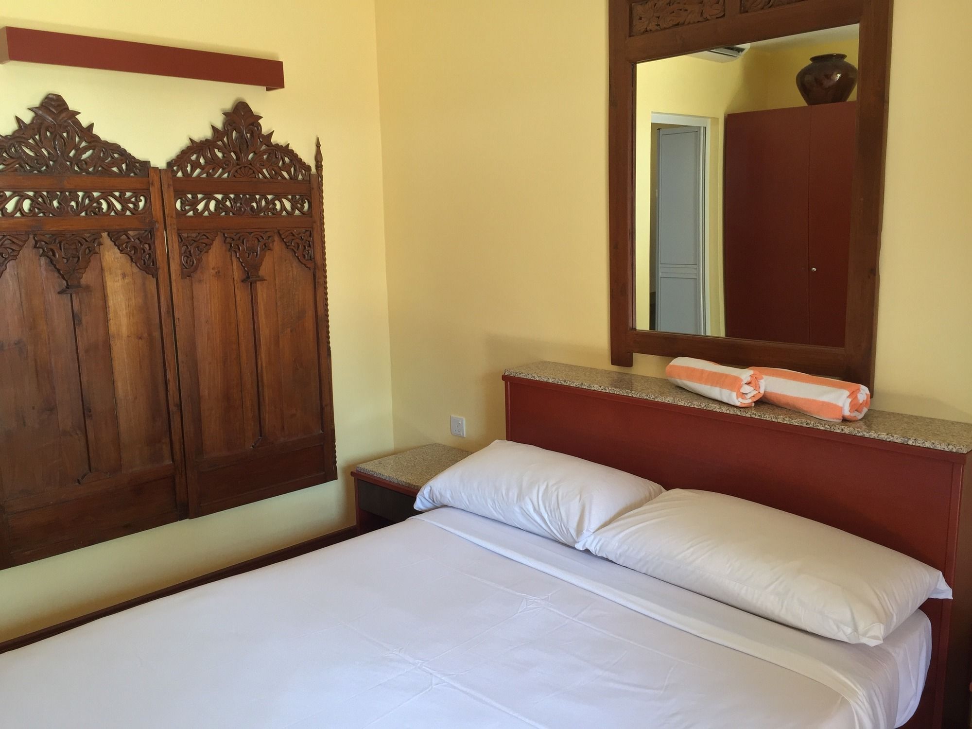 Sunset Beach Resort