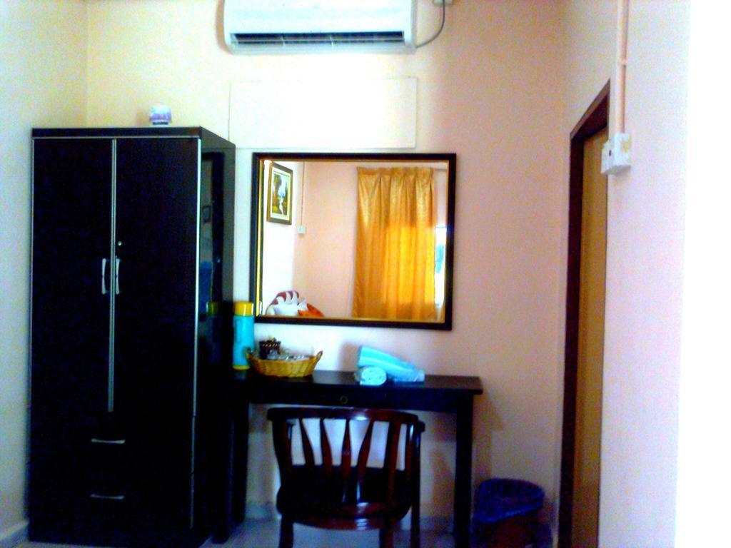 Tanjung Puteri Motel