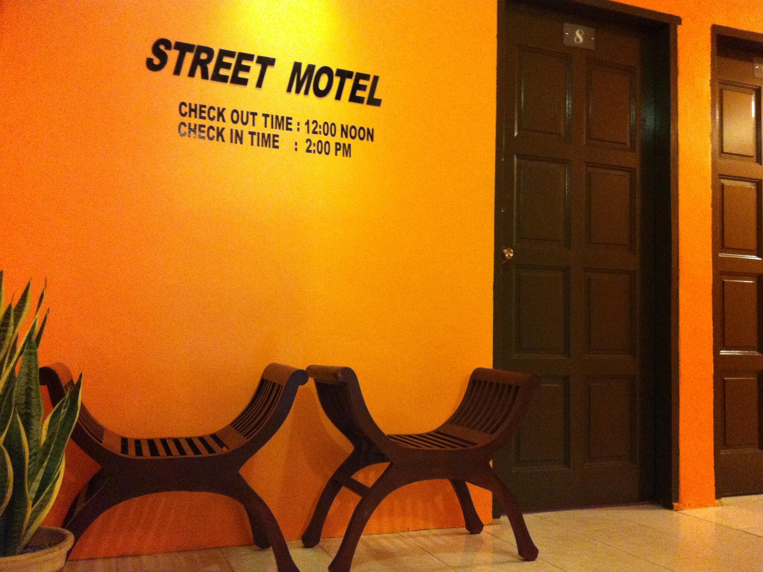 Ten Street Motel