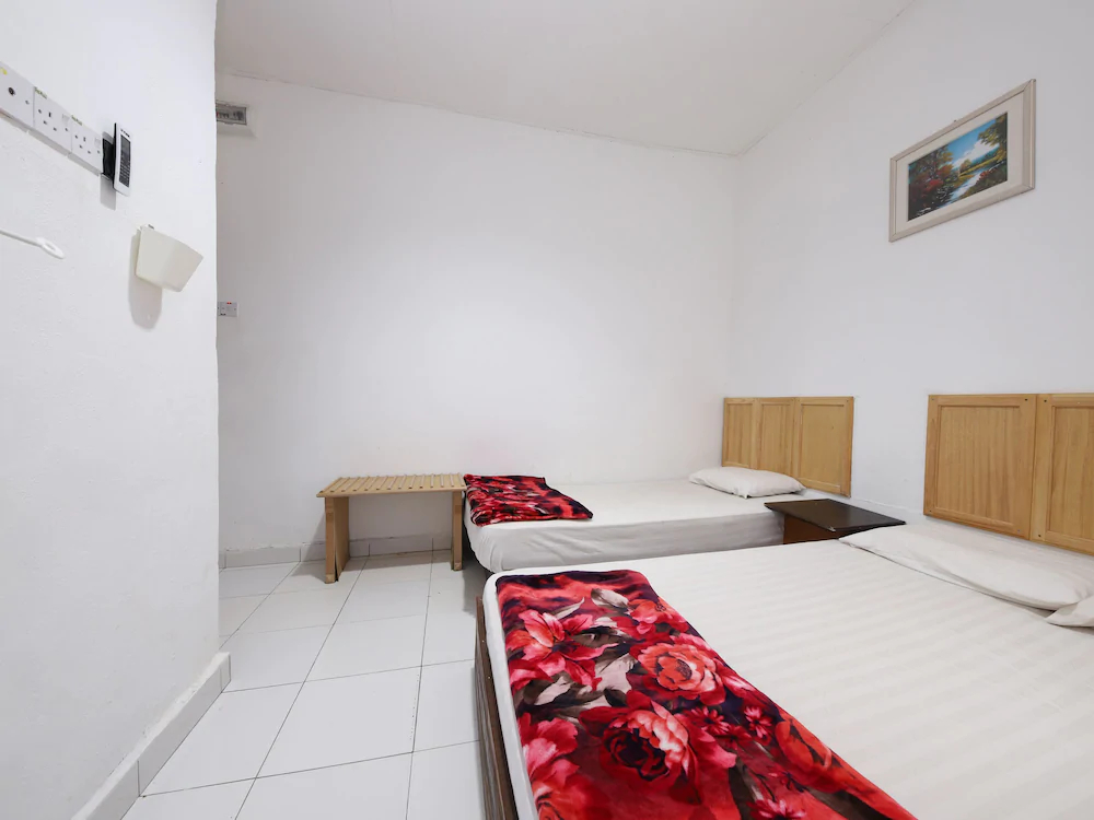 Vasa Cottage 2 by OYO Rooms