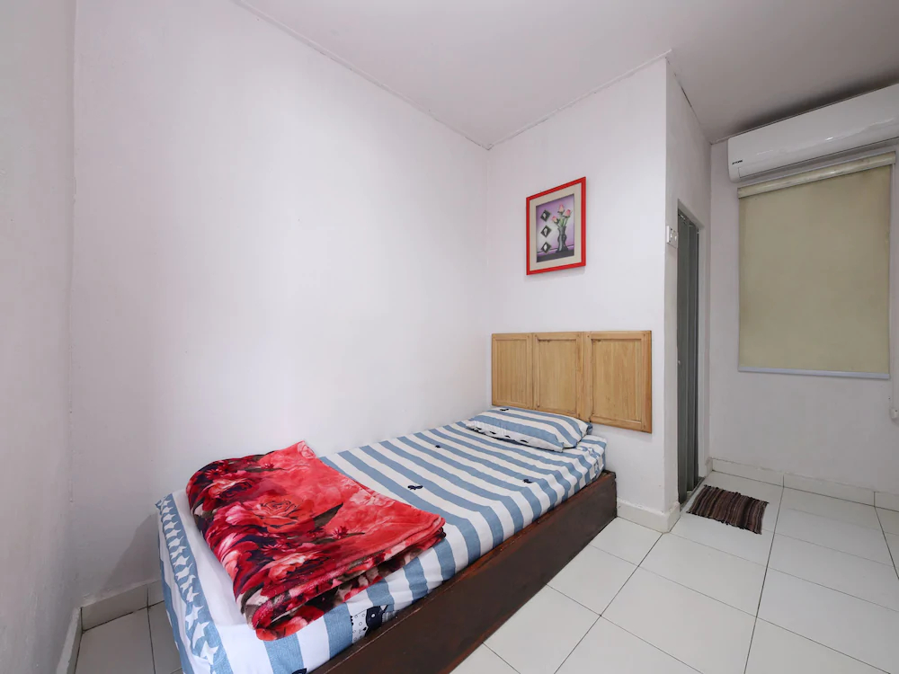 Vasa Cottage 2 by OYO Rooms