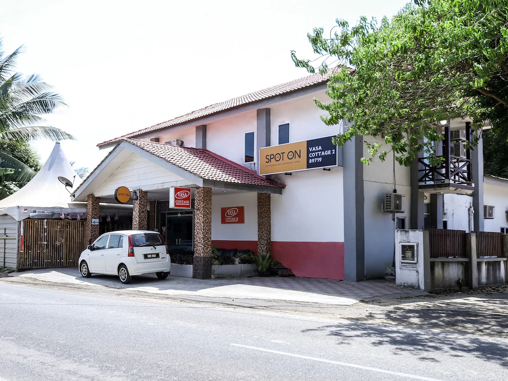 Vasa Cottage 2 by OYO Rooms