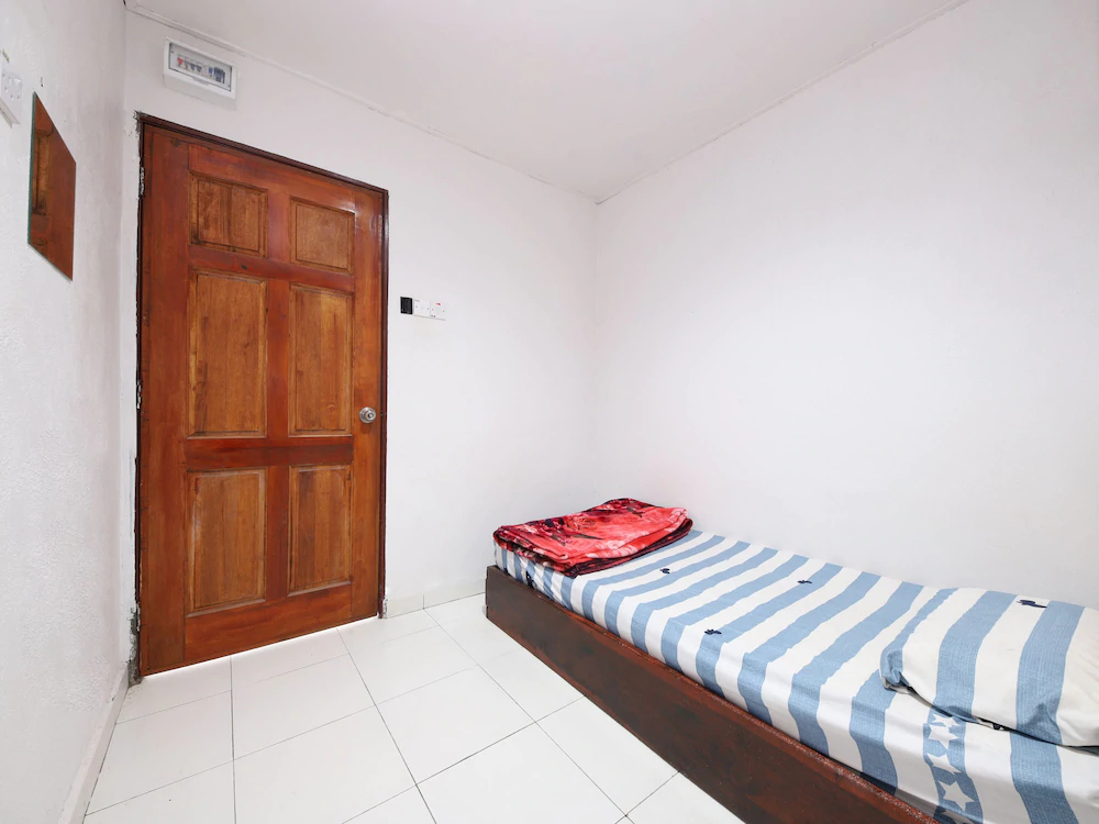 Vasa Cottage 2 by OYO Rooms