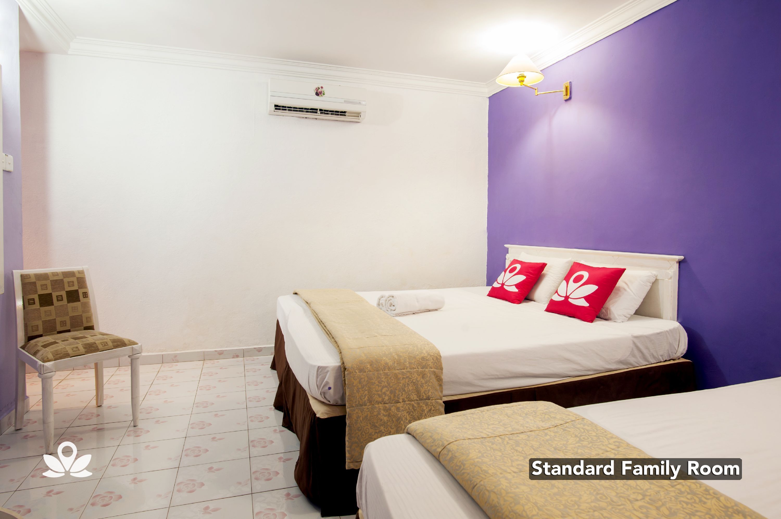 ZEN Rooms Bromedy Motel