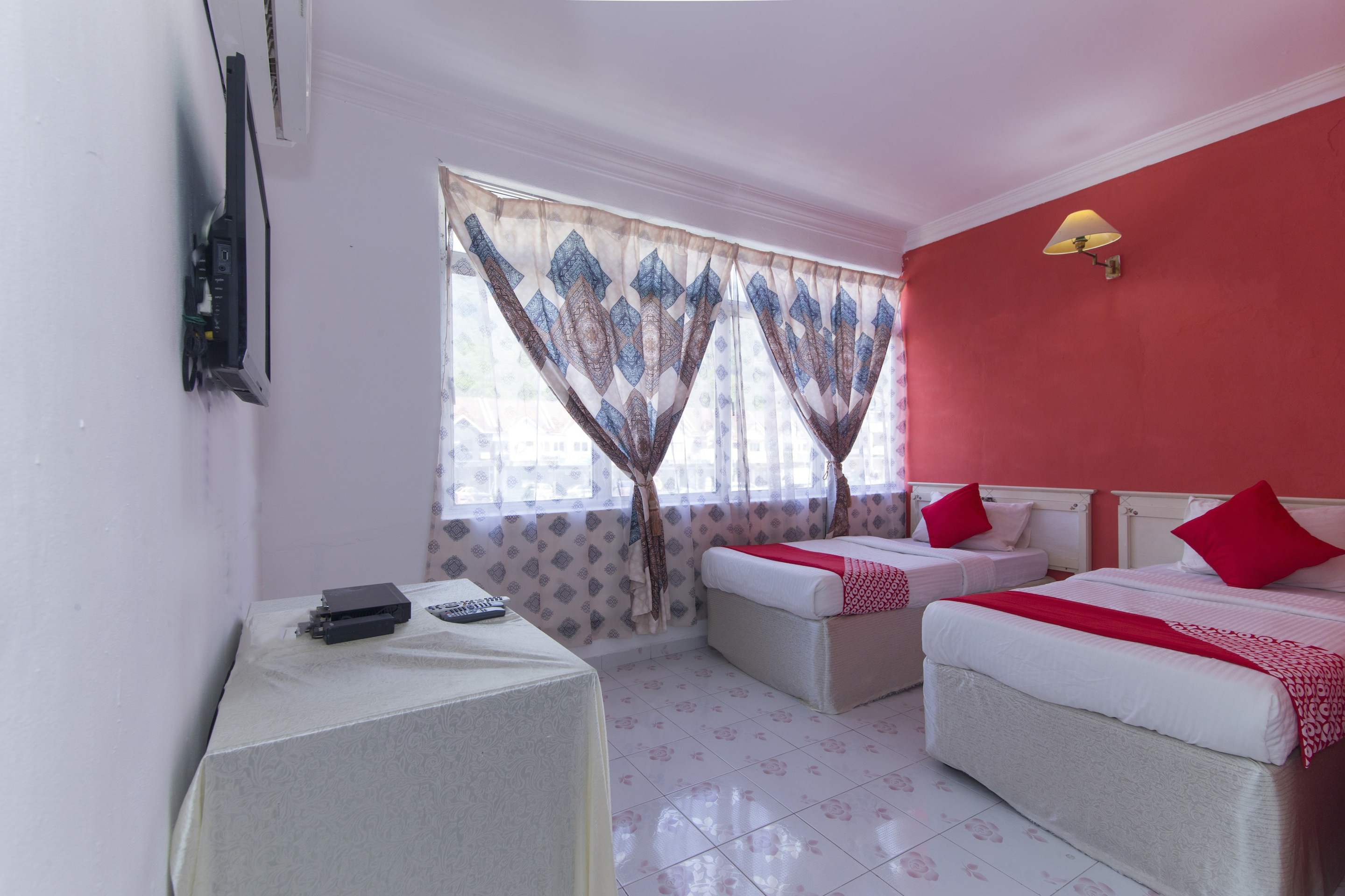 ZEN Rooms Bromedy Motel