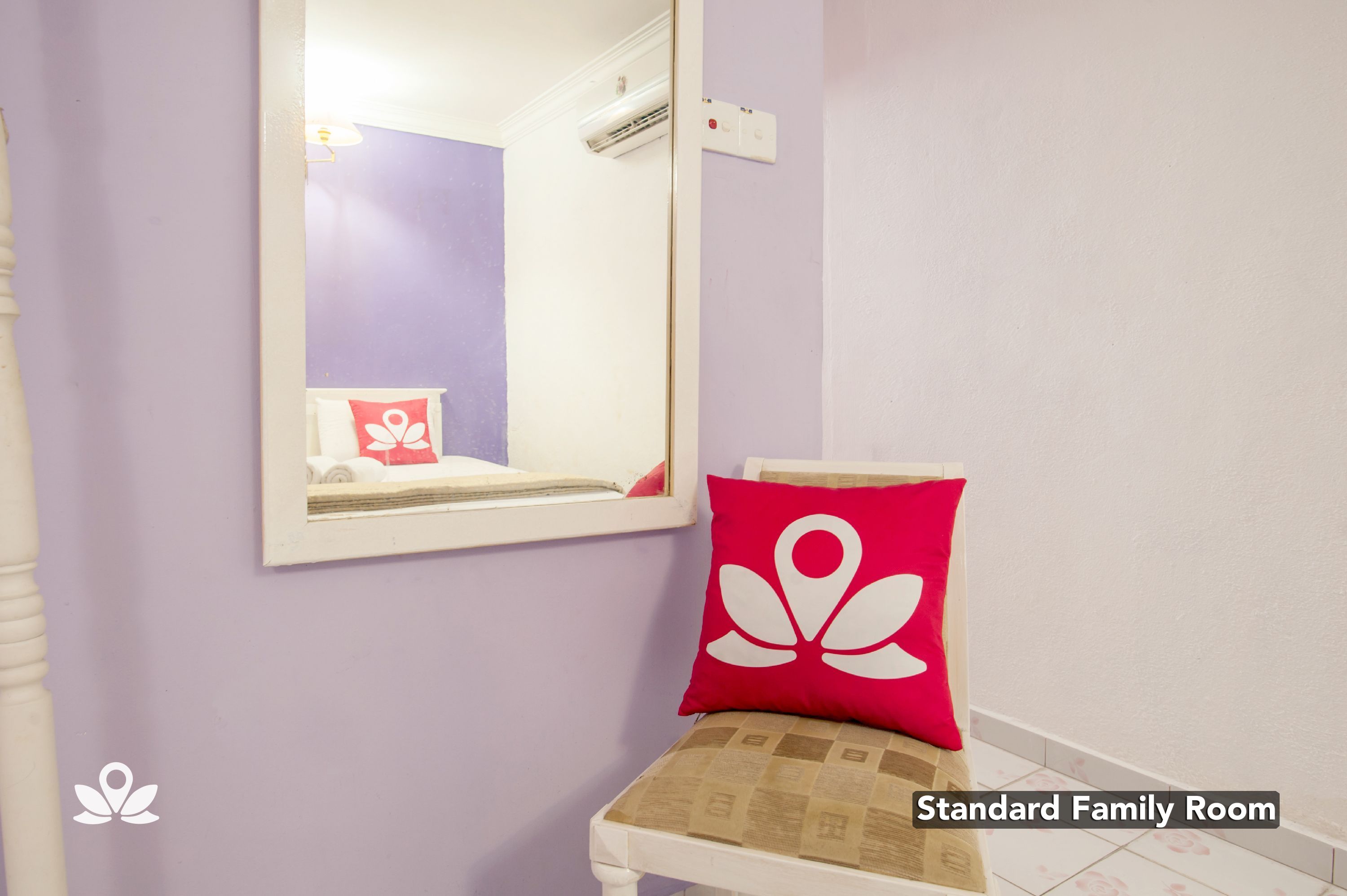 ZEN Rooms Bromedy Motel