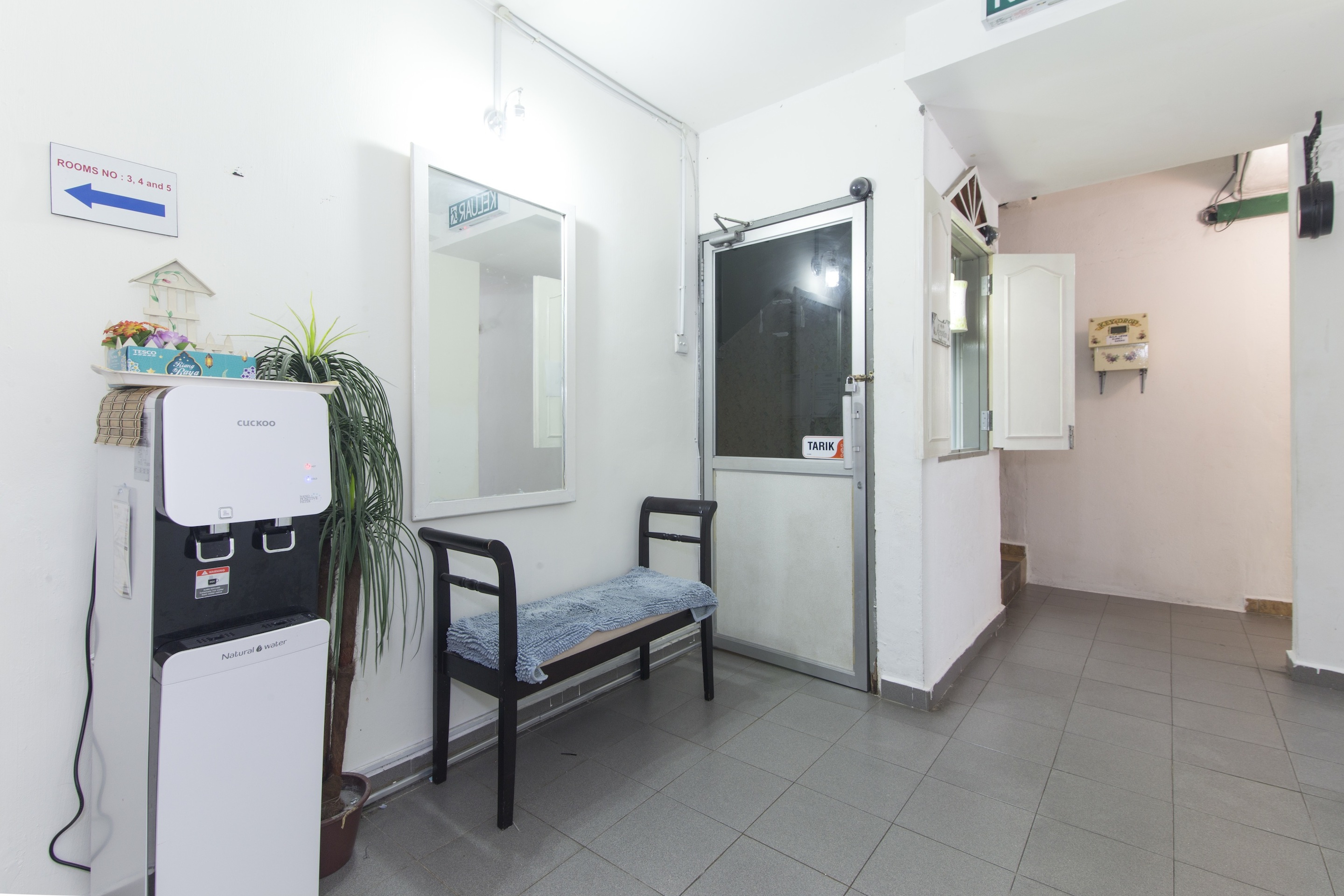 ZEN Rooms Bromedy Motel